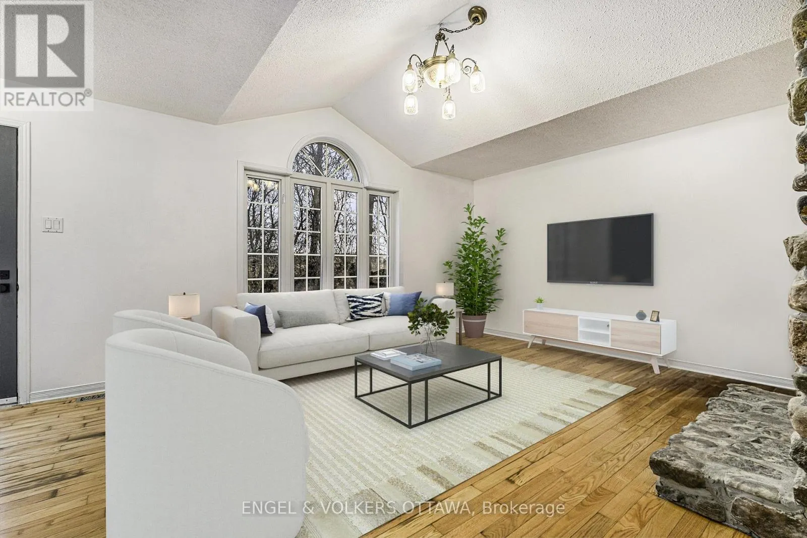 4751 PEARL ROAD
