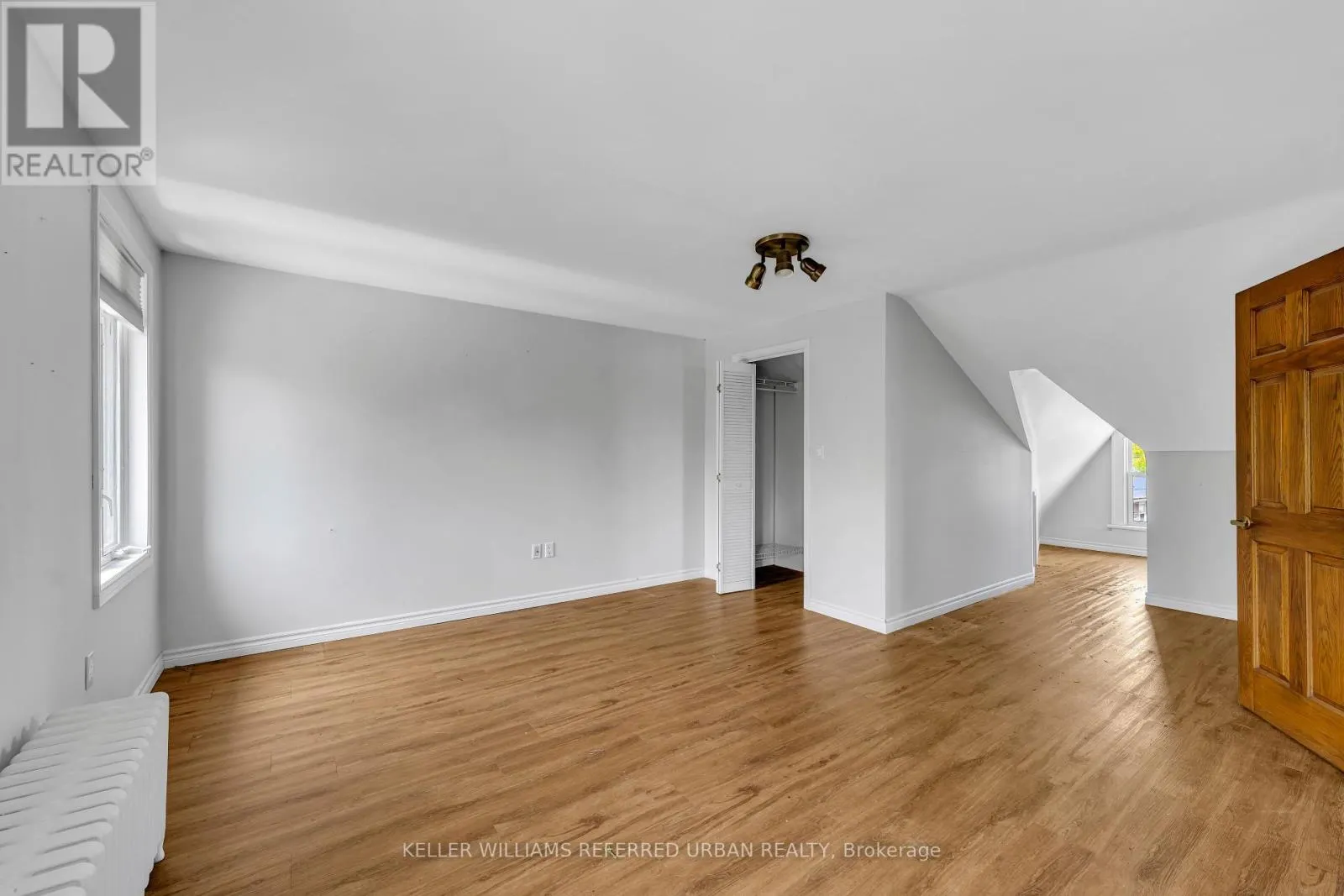 319 DIVISION STREET
