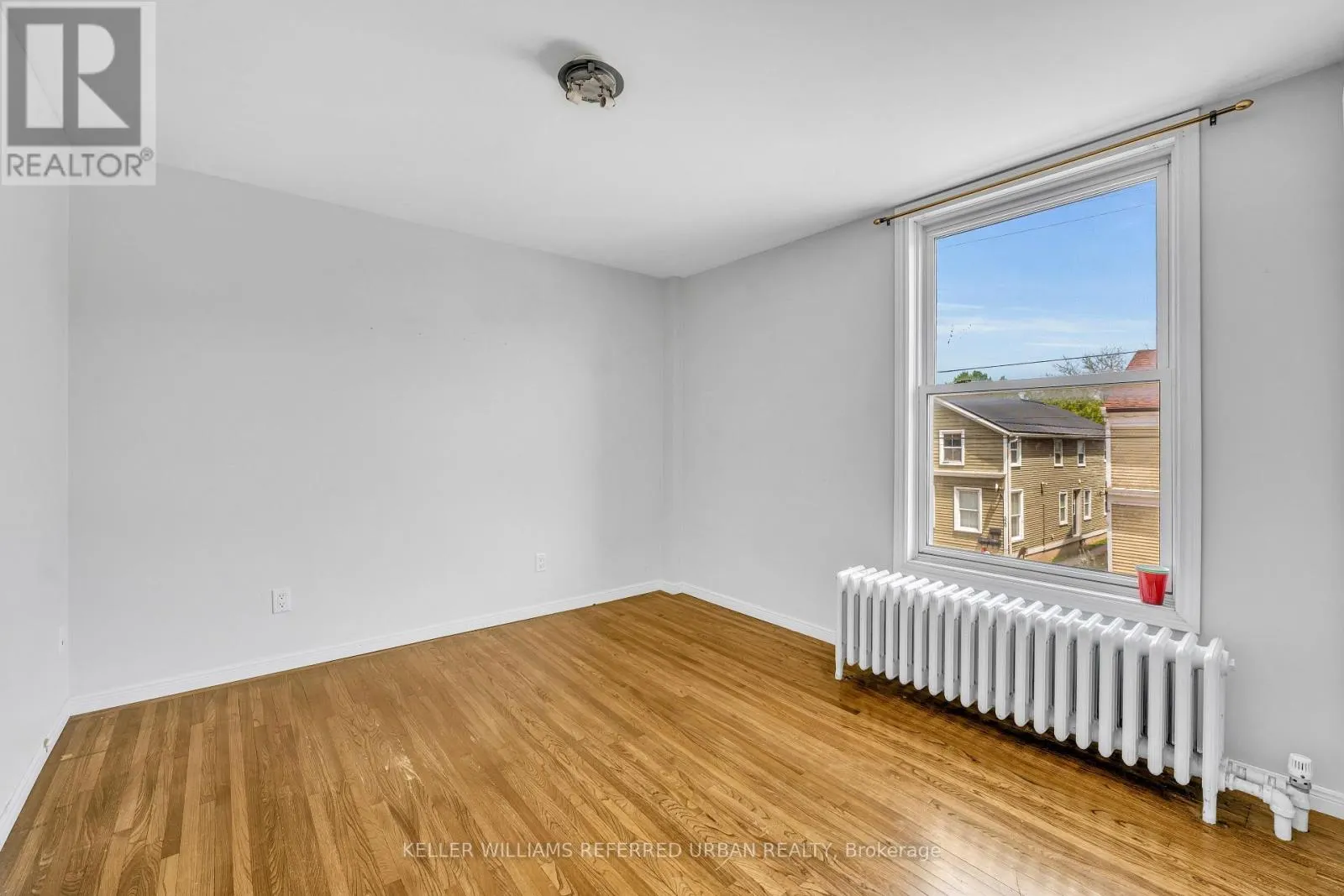319 DIVISION STREET