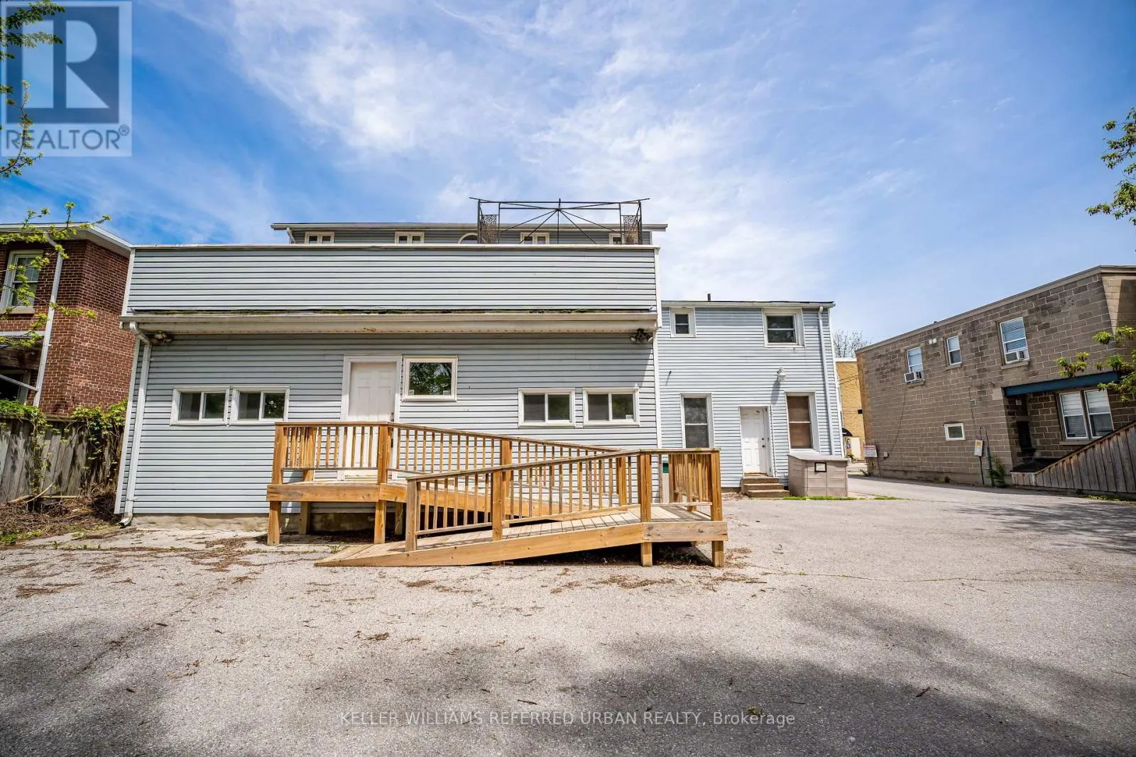 319 DIVISION STREET