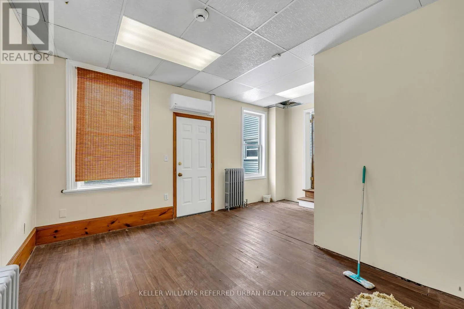 319 DIVISION STREET