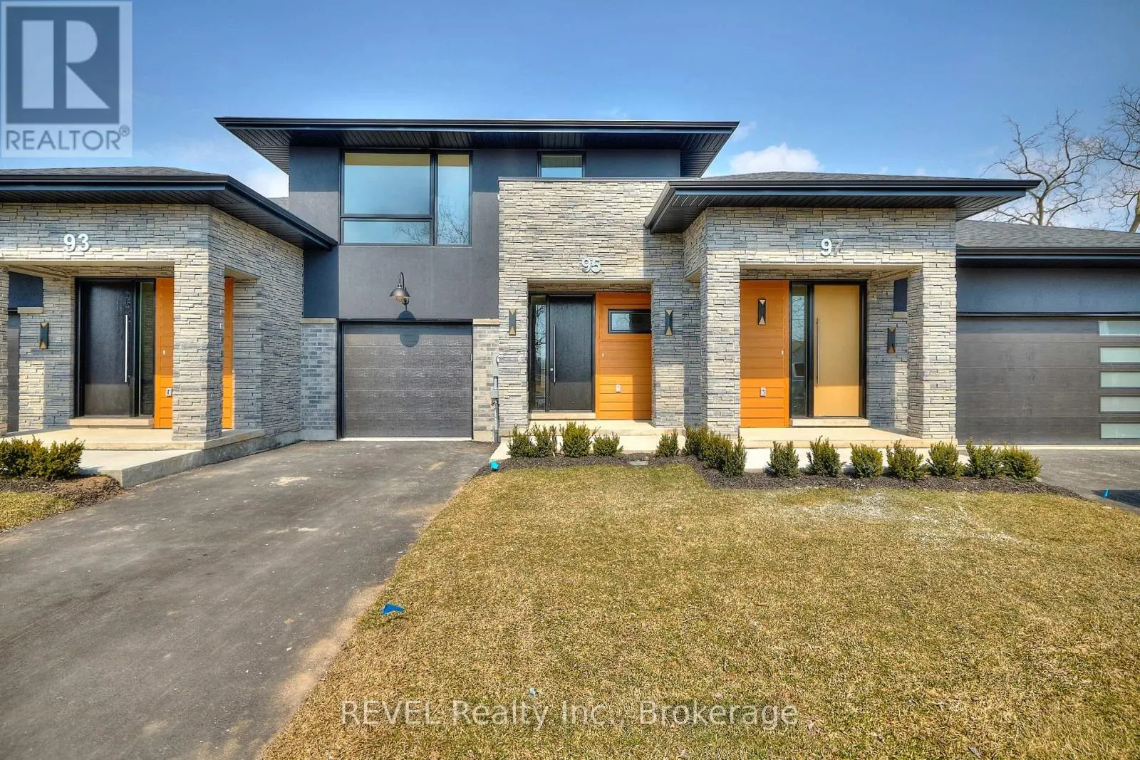 95 PORT ROBINSON ROAD