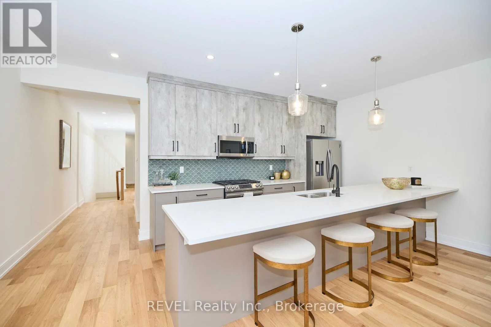 87 PORT ROBINSON ROAD