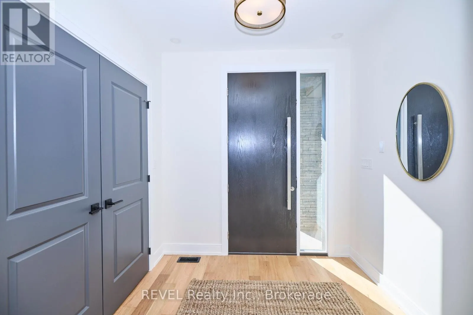87 PORT ROBINSON ROAD