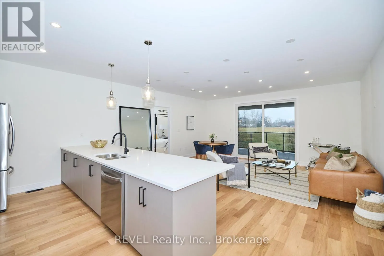 87 PORT ROBINSON ROAD