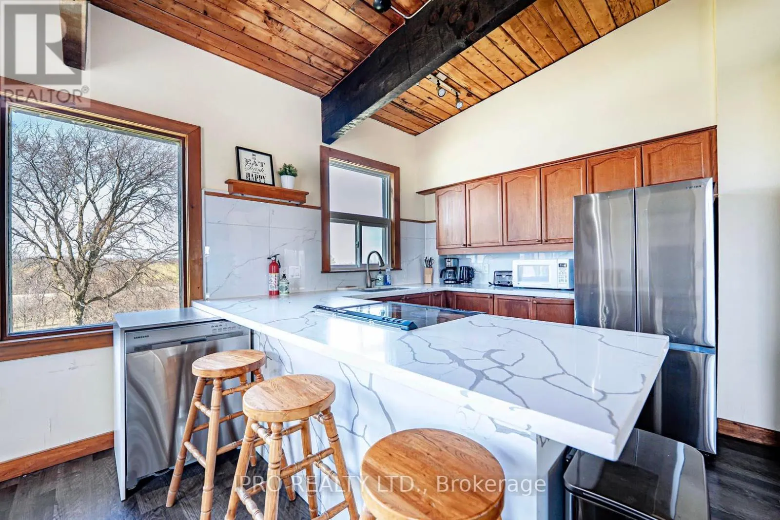 157 TYROLEAN LANE
