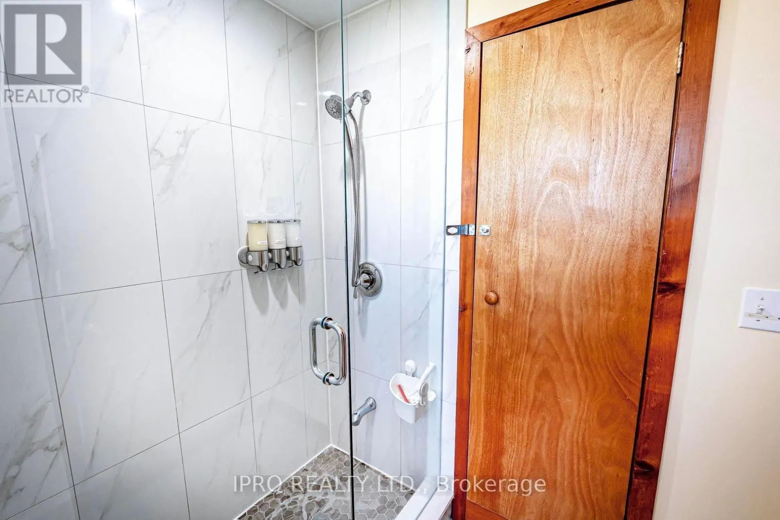 157 TYROLEAN LANE