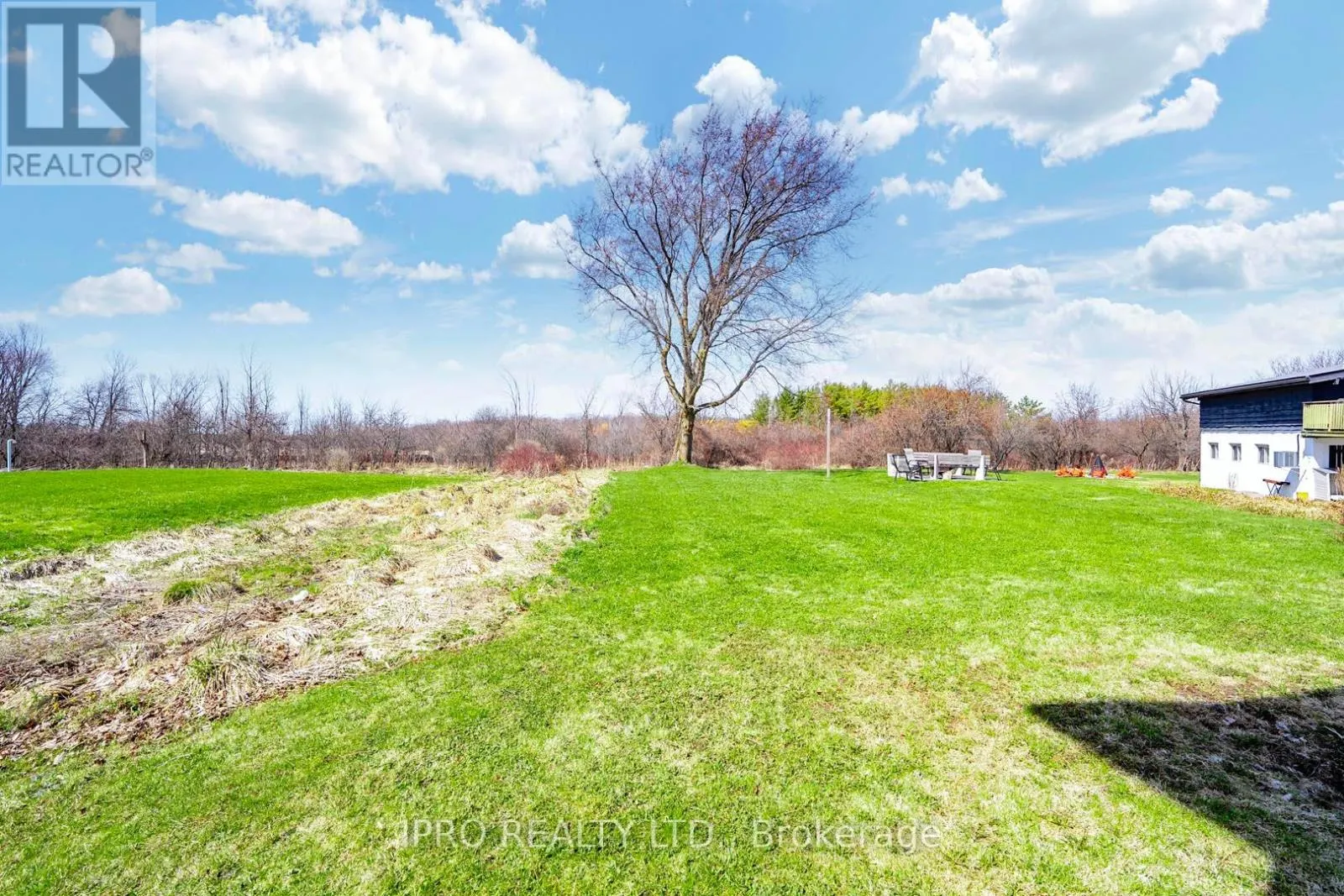 157 TYROLEAN LANE