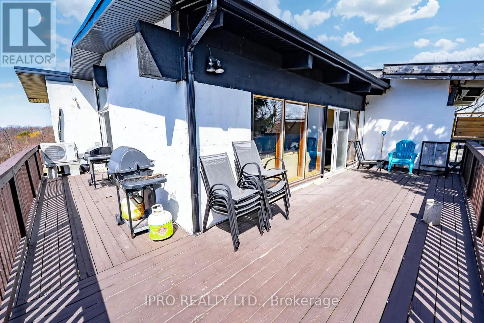 157 TYROLEAN LANE