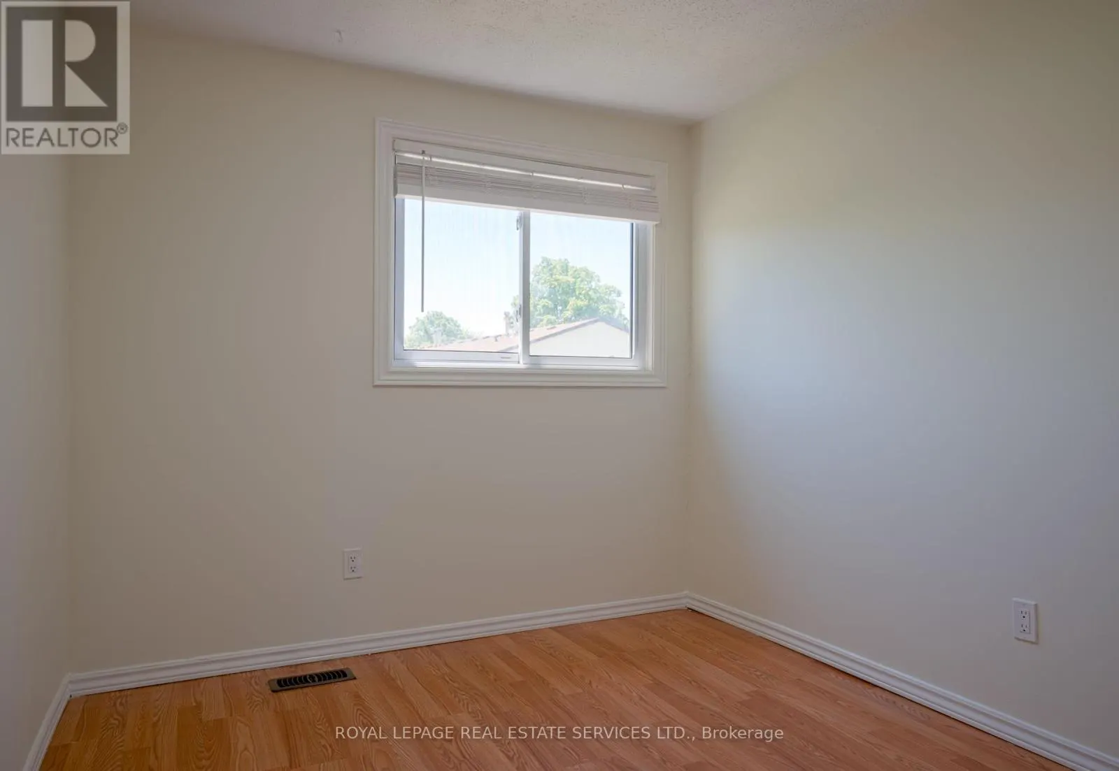 13 - 215 TRUDEAU DRIVE