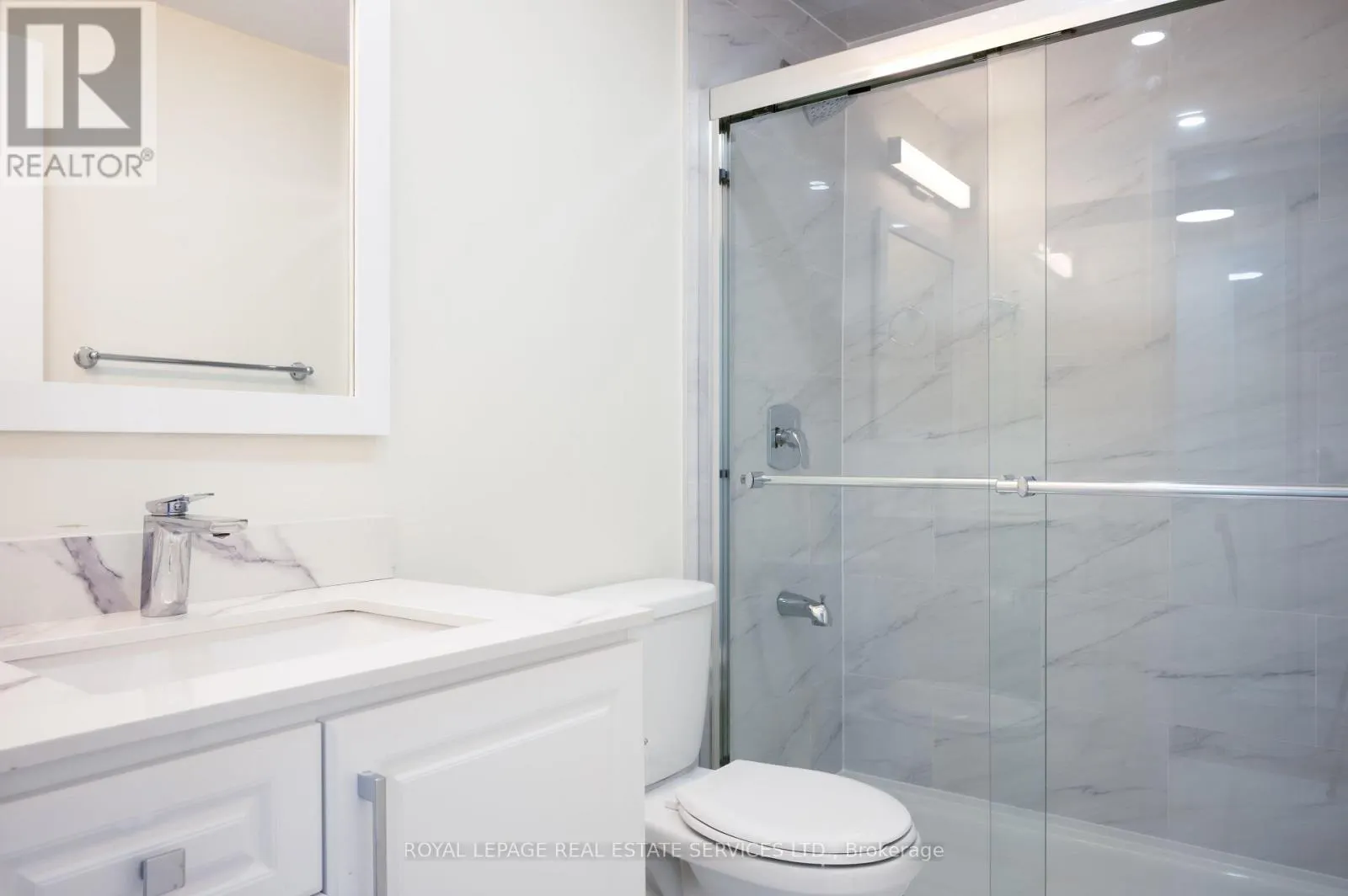 13 - 215 TRUDEAU DRIVE