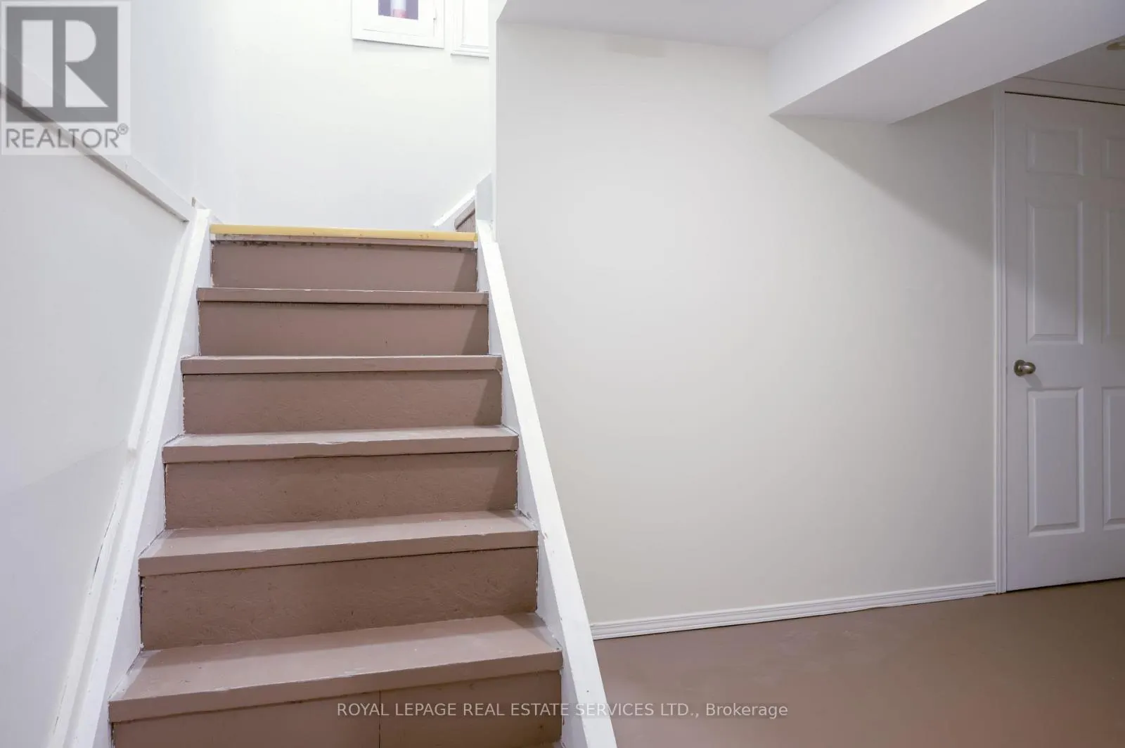 13 - 215 TRUDEAU DRIVE
