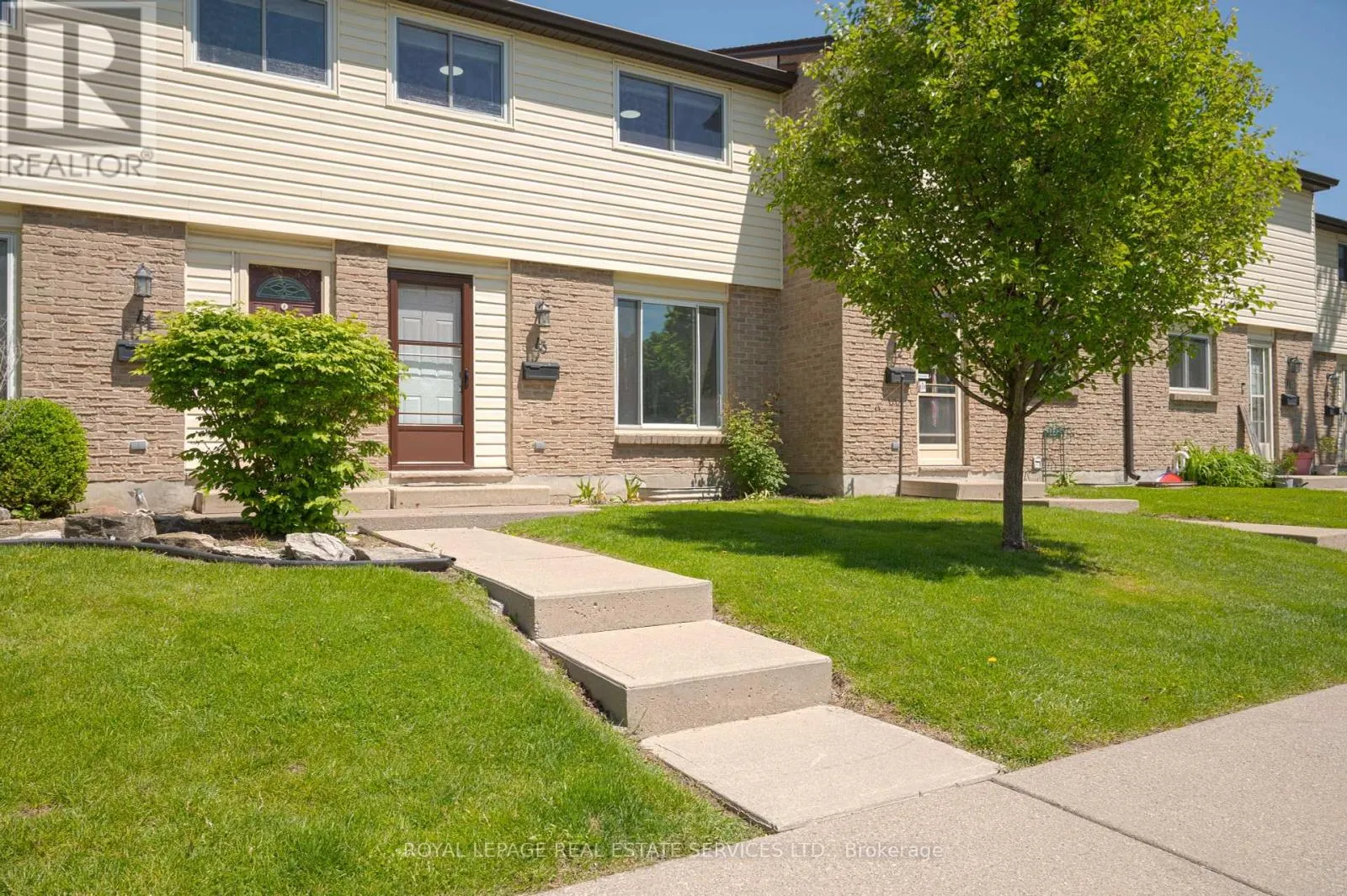 13 - 215 TRUDEAU DRIVE
