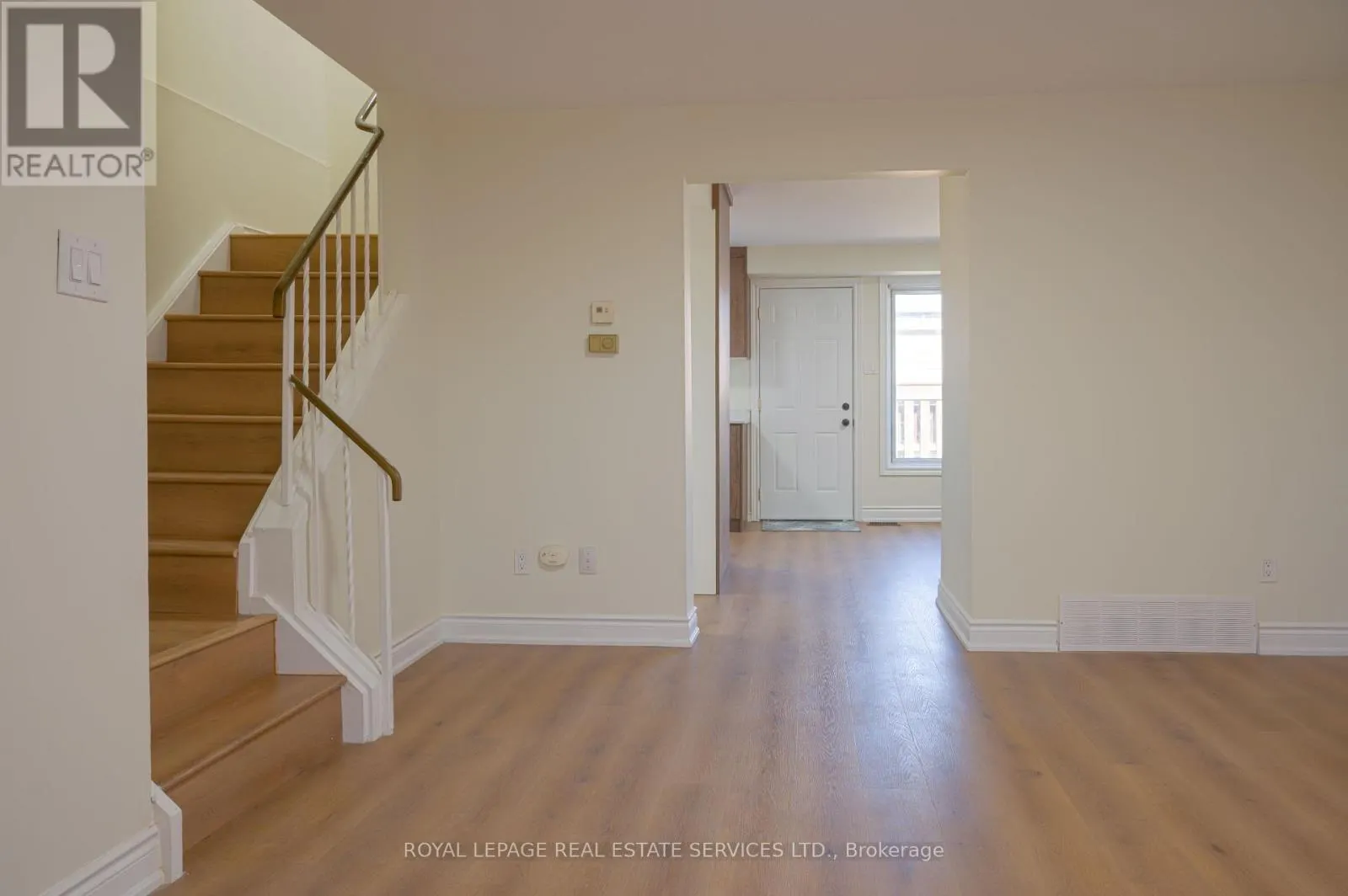 13 - 215 TRUDEAU DRIVE