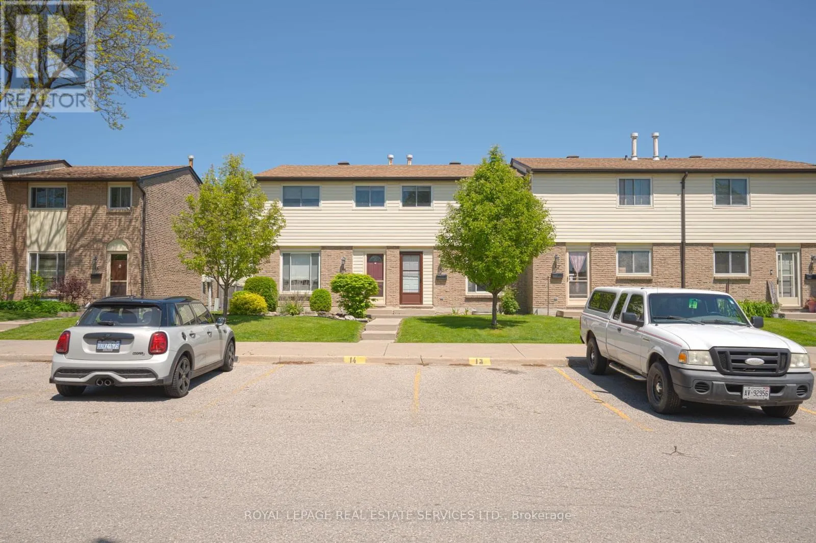 13 - 215 TRUDEAU DRIVE