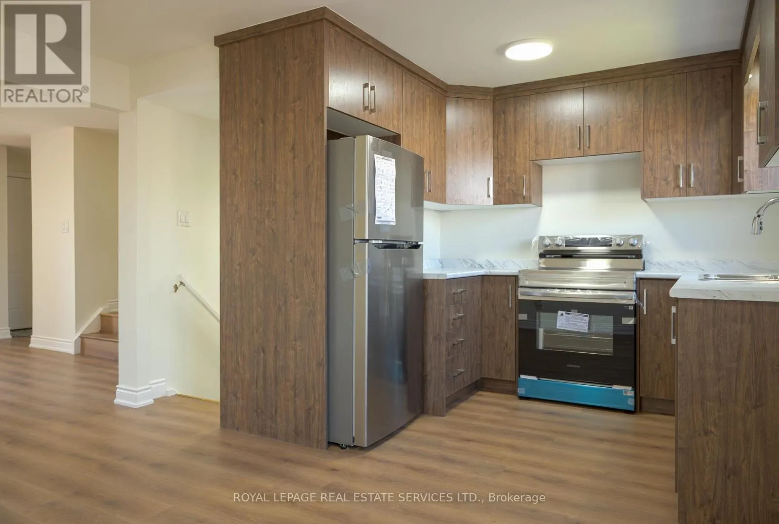 13 - 215 TRUDEAU DRIVE