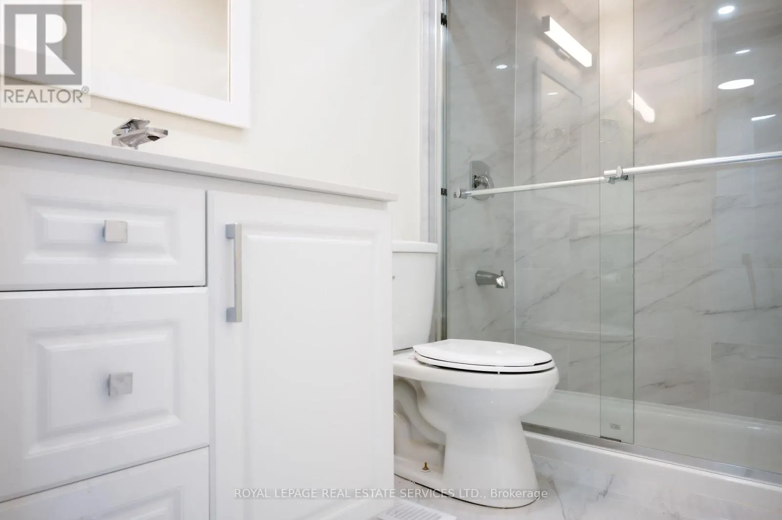 13 - 215 TRUDEAU DRIVE