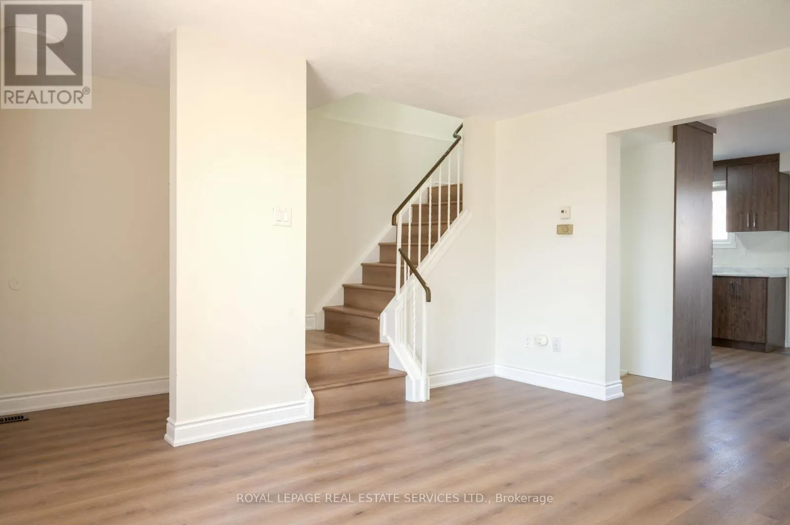13 - 215 TRUDEAU DRIVE