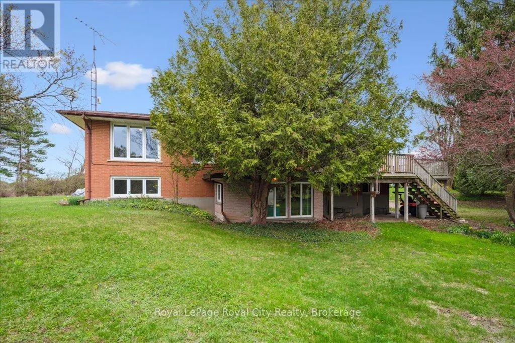 4540 20 SIDE ROAD N