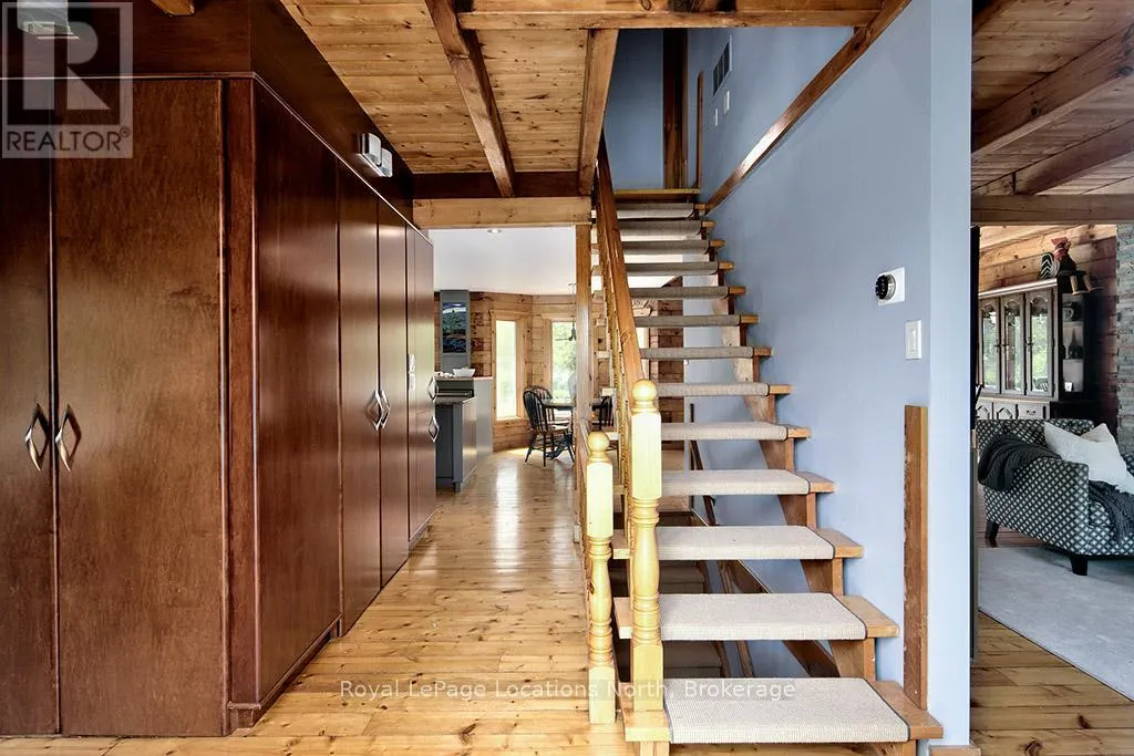 112 ALGONQUIN DRIVE