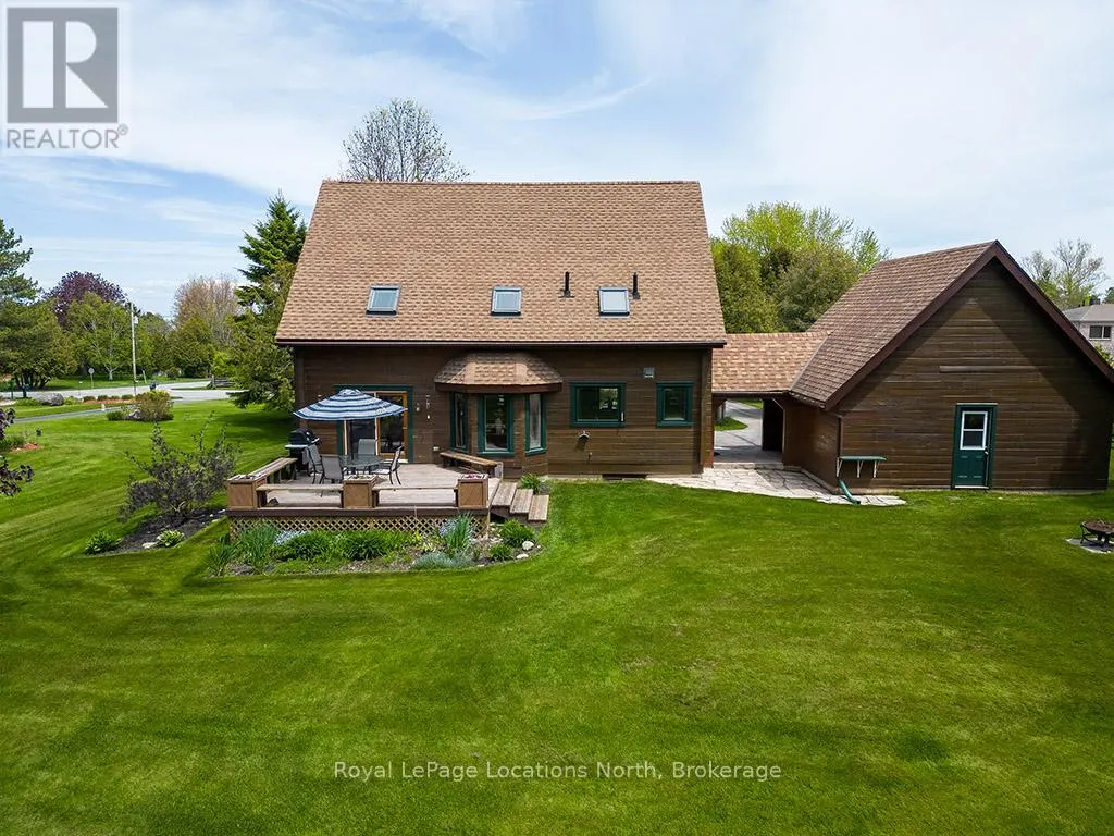 112 ALGONQUIN DRIVE
