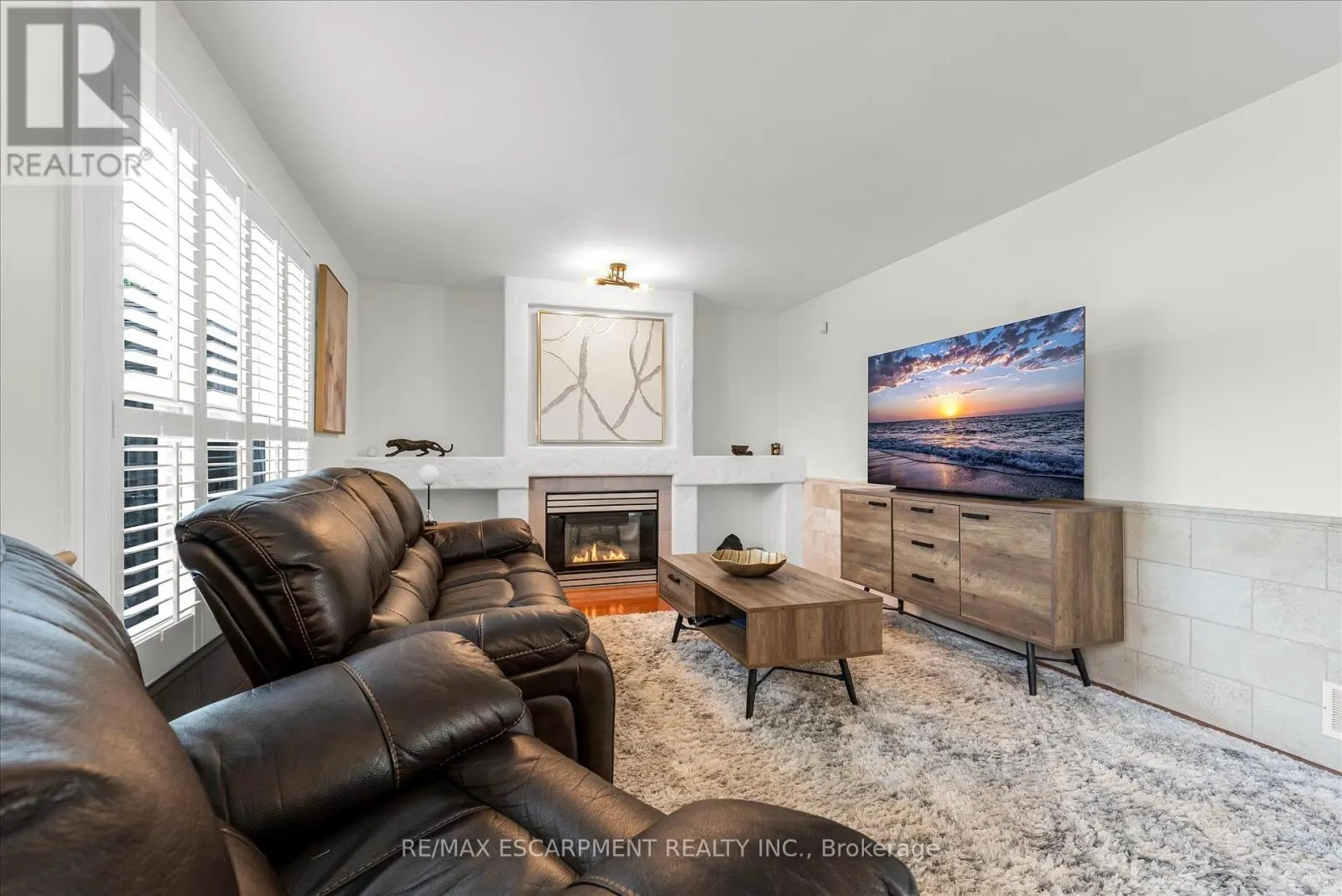 75 GATESTONE DRIVE