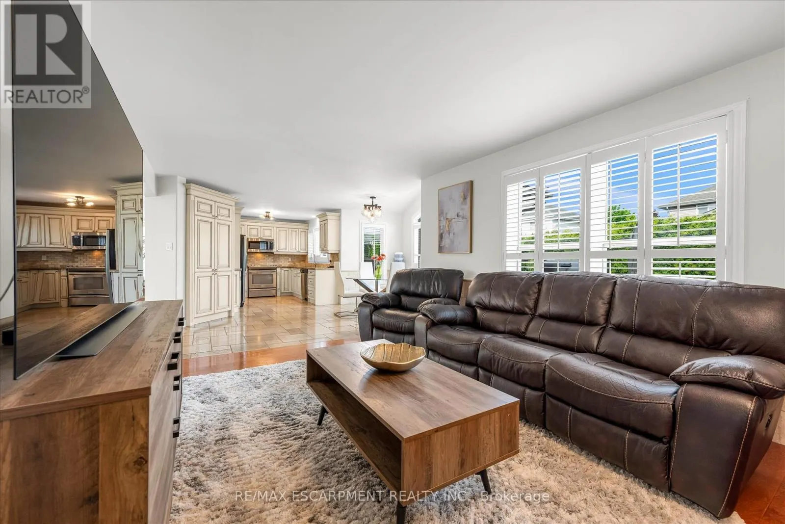 75 GATESTONE DRIVE