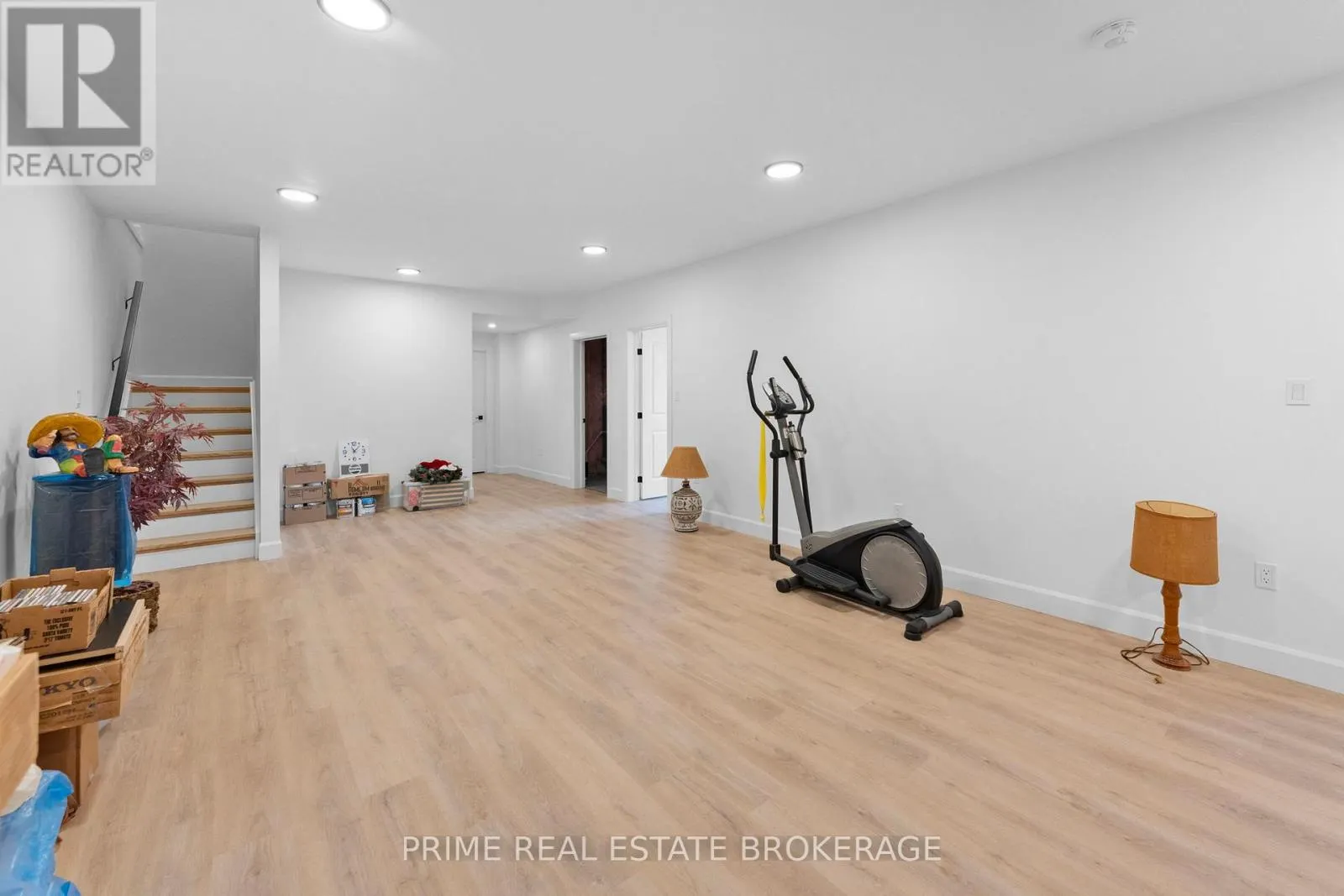 3 - 106 COASTAL CRESCENT, #3
