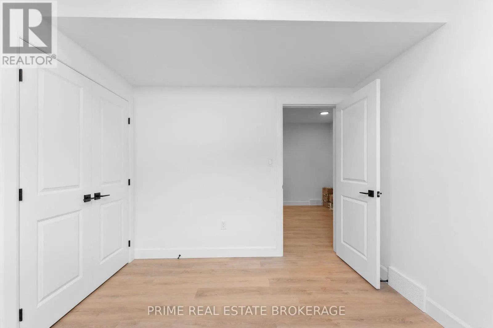 3 - 106 COASTAL CRESCENT, #3