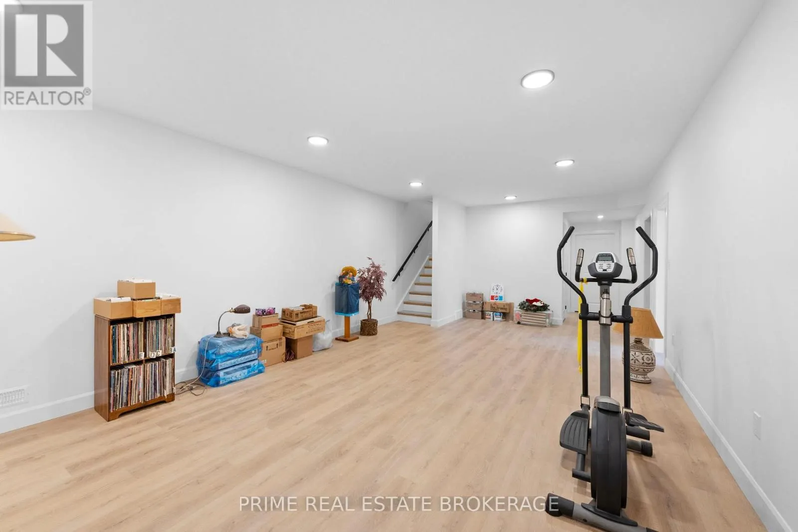 3 - 106 COASTAL CRESCENT, #3