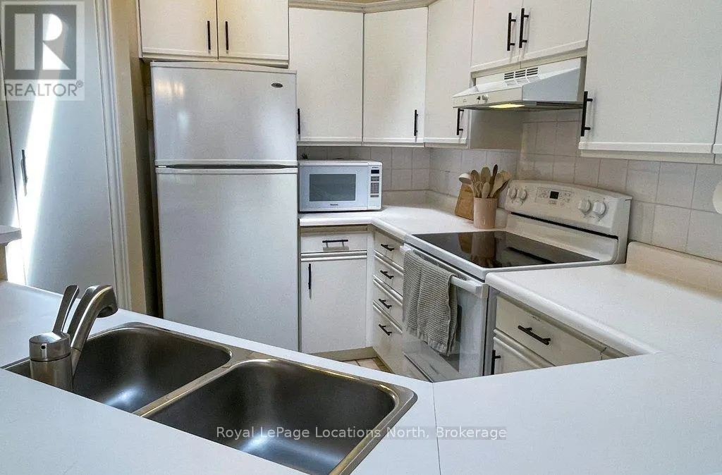 11 - 83 VICTORIA STREET, #11