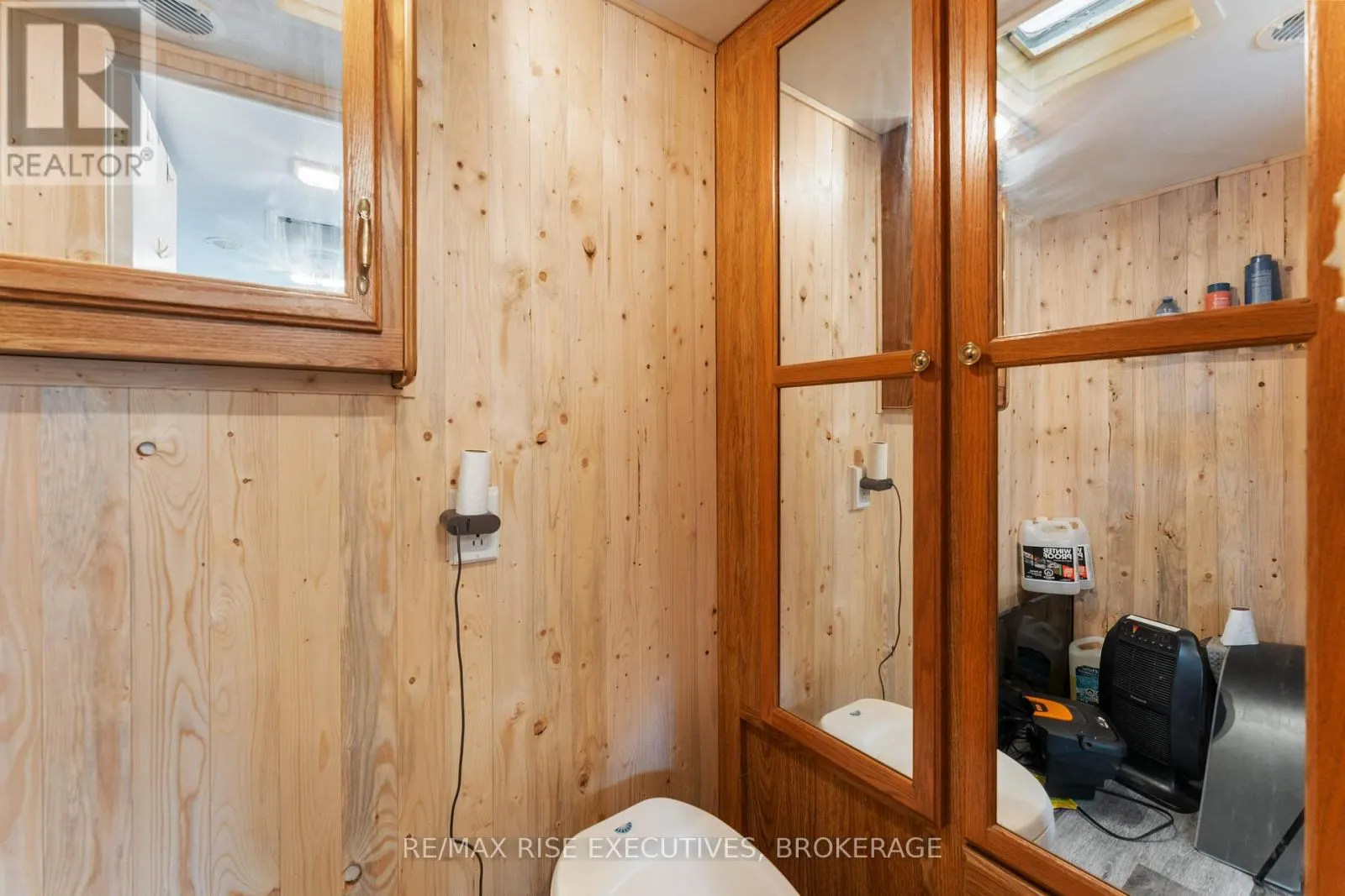 13 - 9 GLENFORD LANE, #13