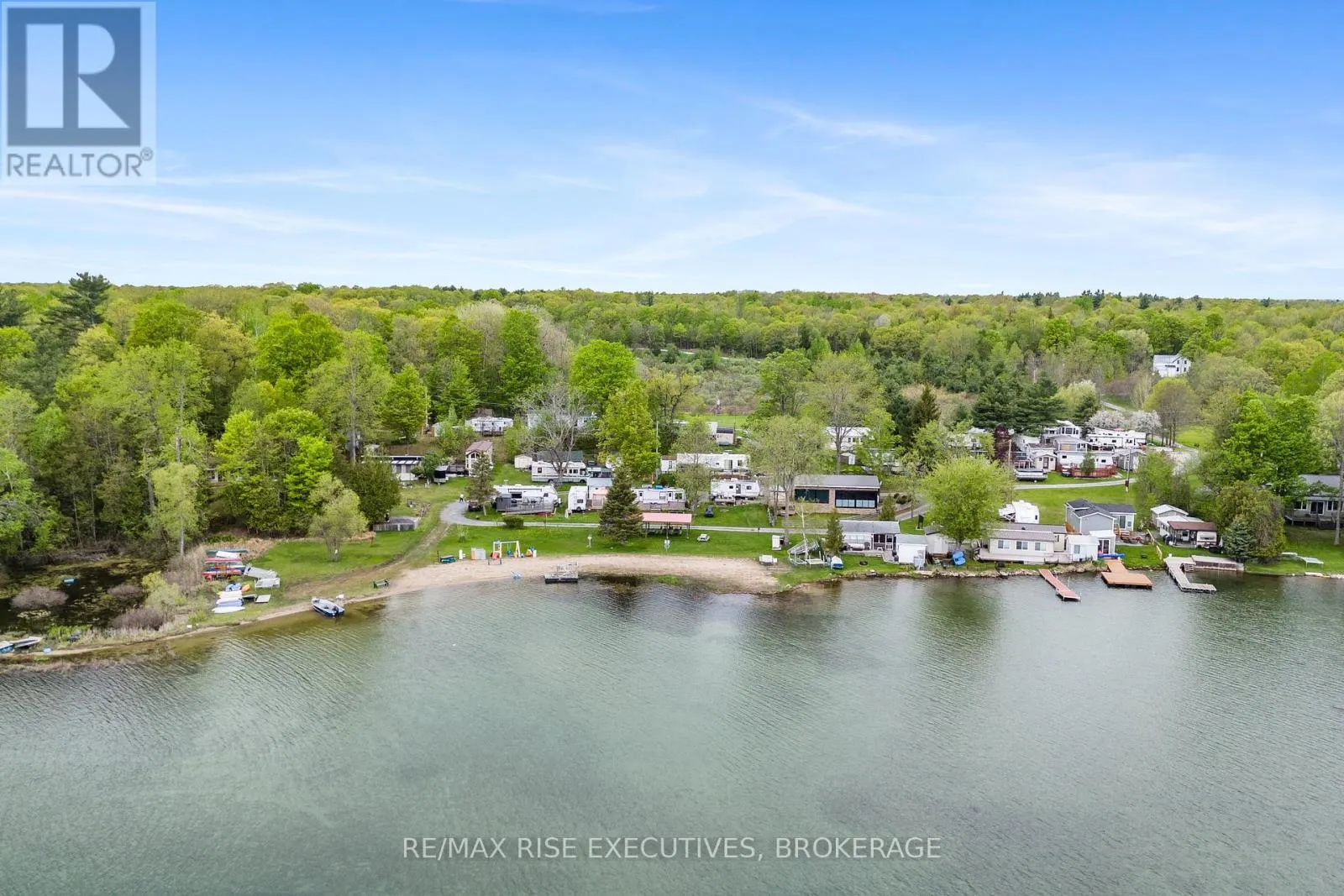 13 - 9 GLENFORD LANE, #13