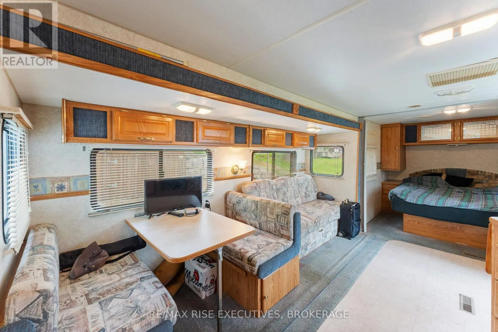 13 - 9 GLENFORD LANE, #13