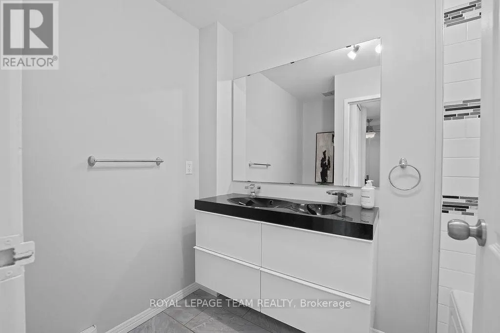 175 - 825 CAHILL DRIVE