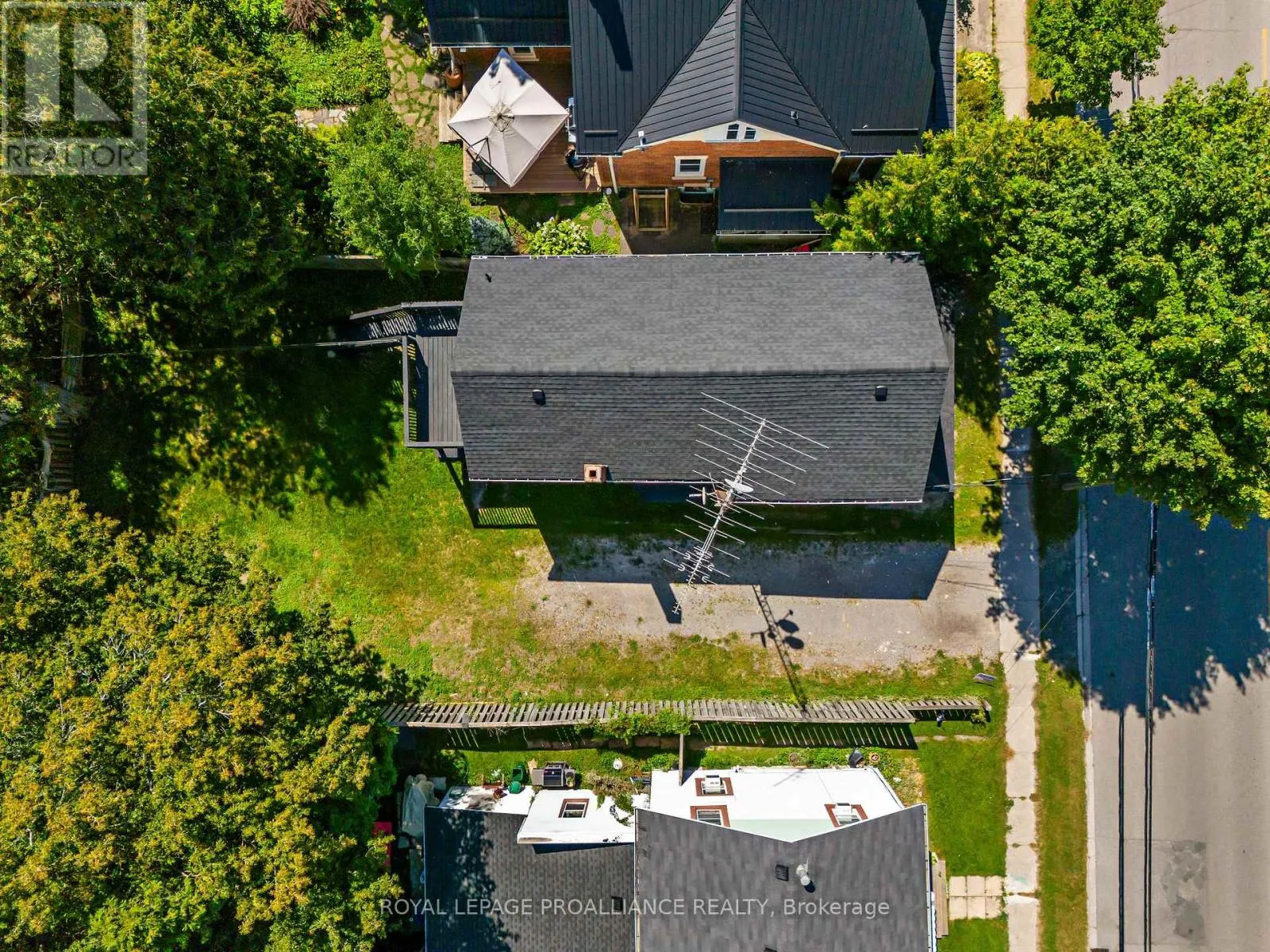 141 ONTARIO STREET