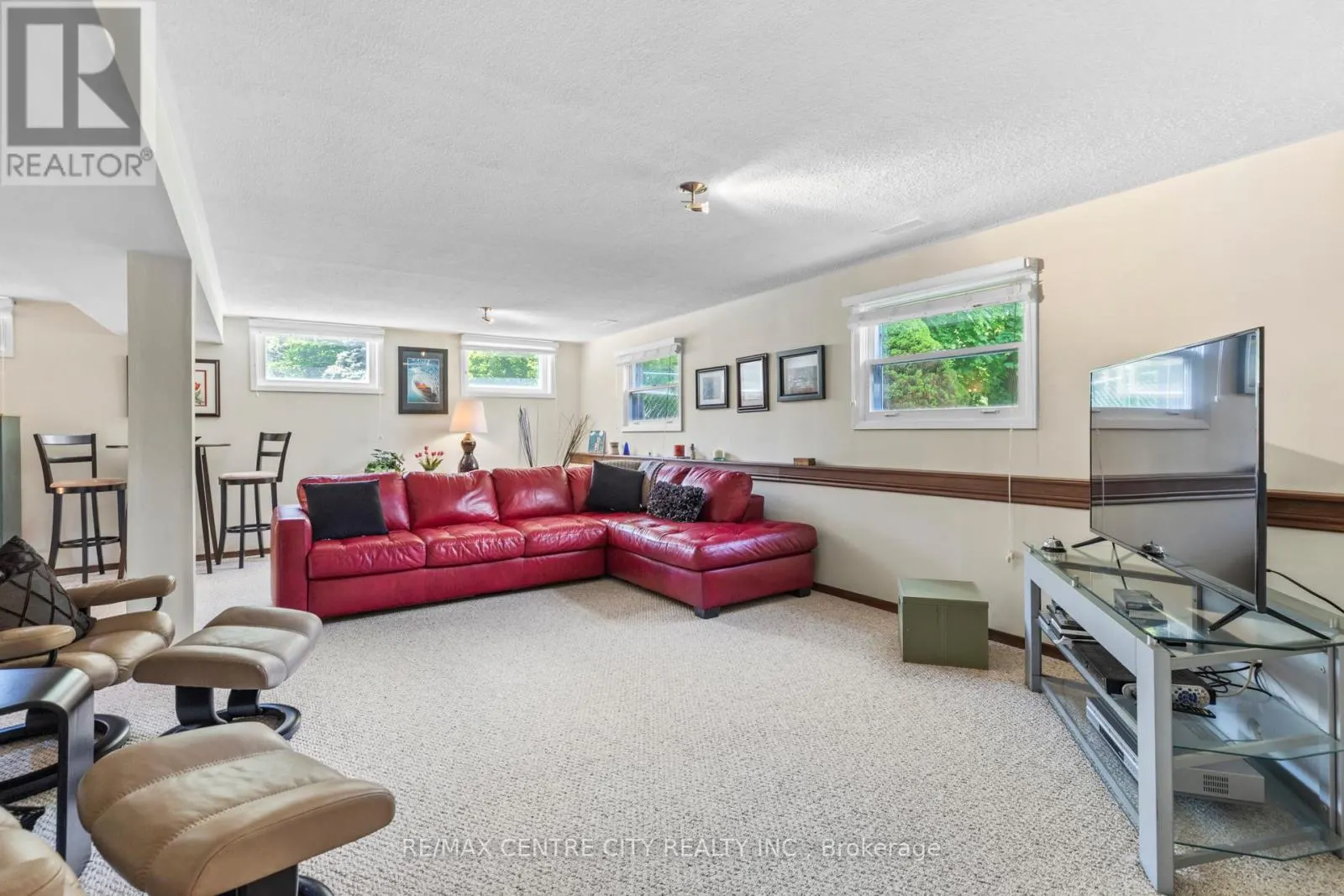 4500 EAST ROAD
