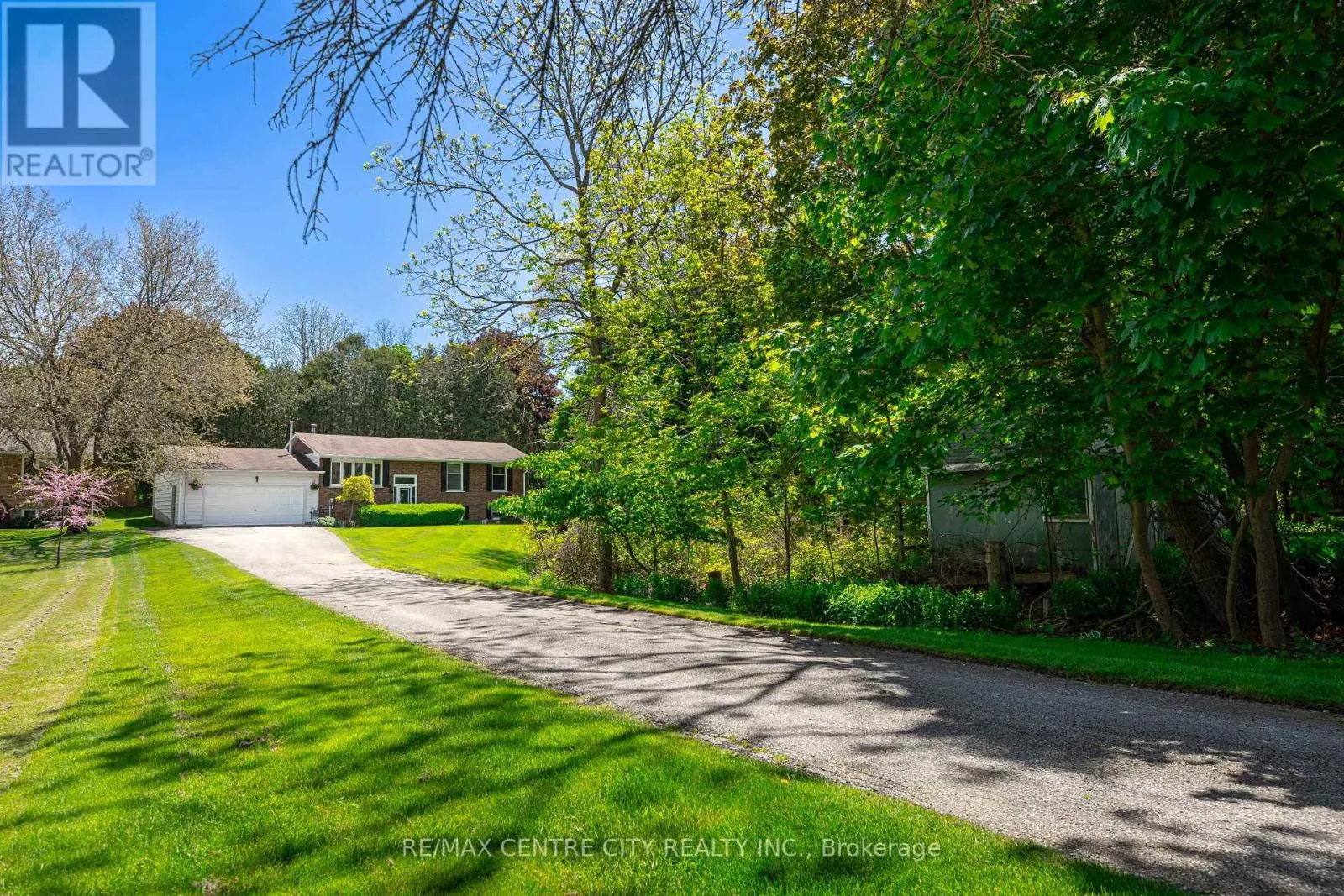 4500 EAST ROAD