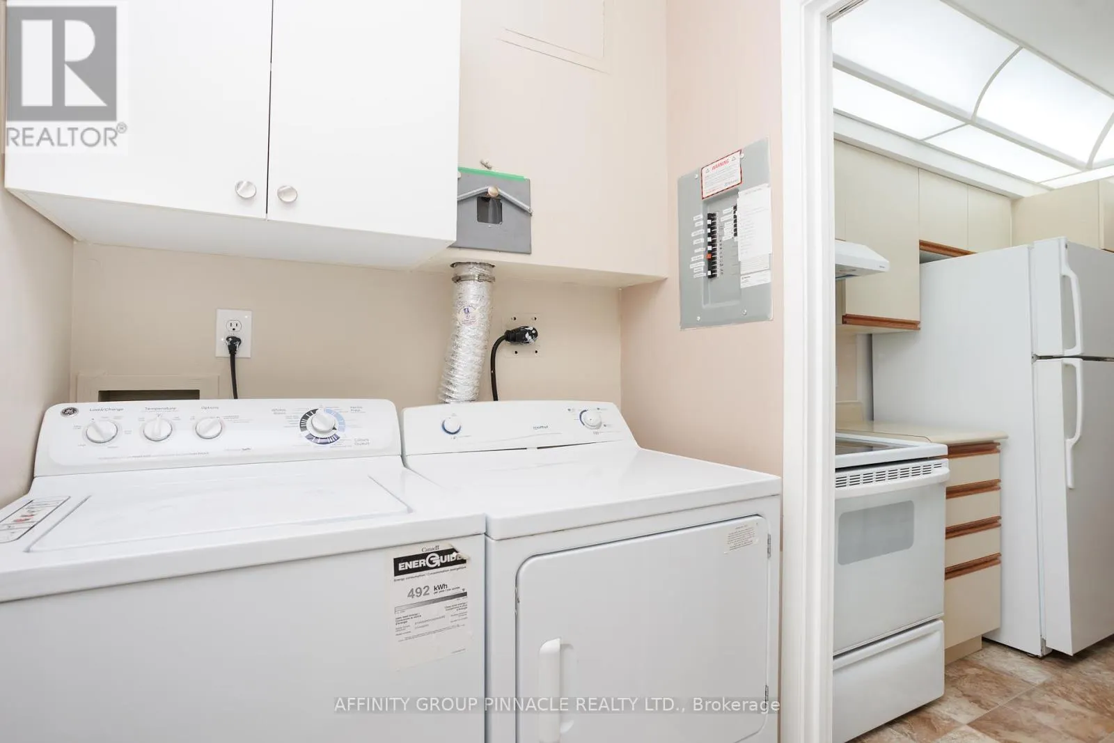 203 - 4 HERITAGE WAY, #203