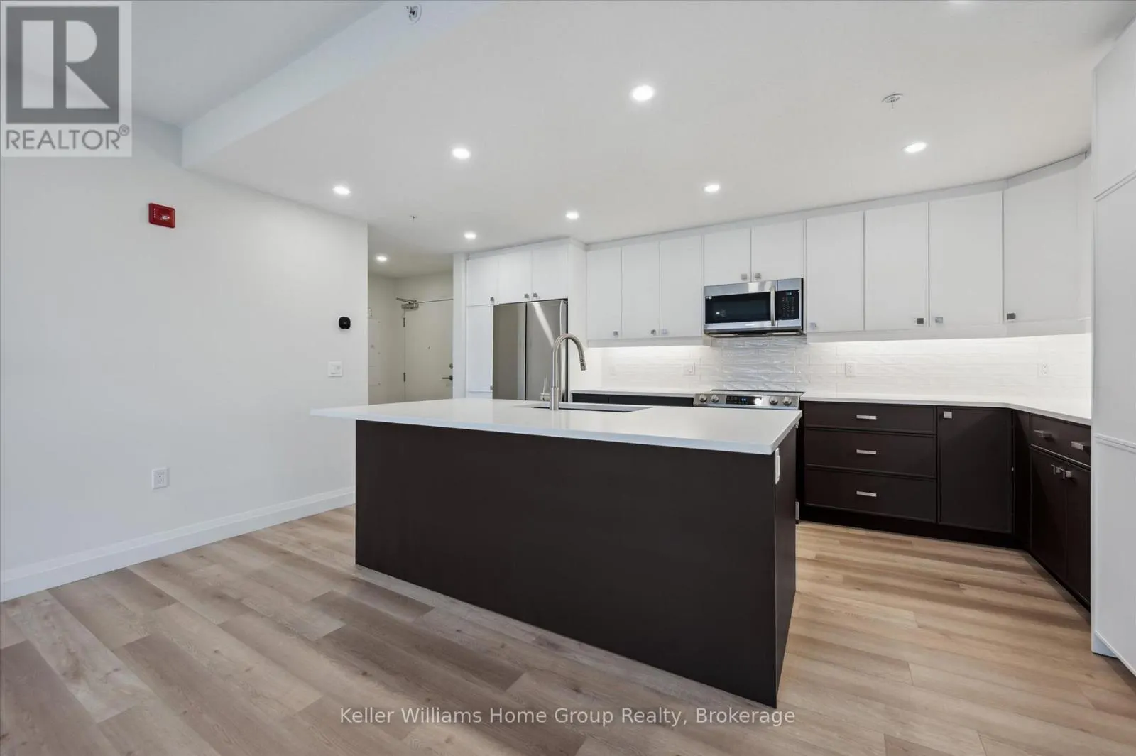 412 - 99B FARLEY ROAD, #412