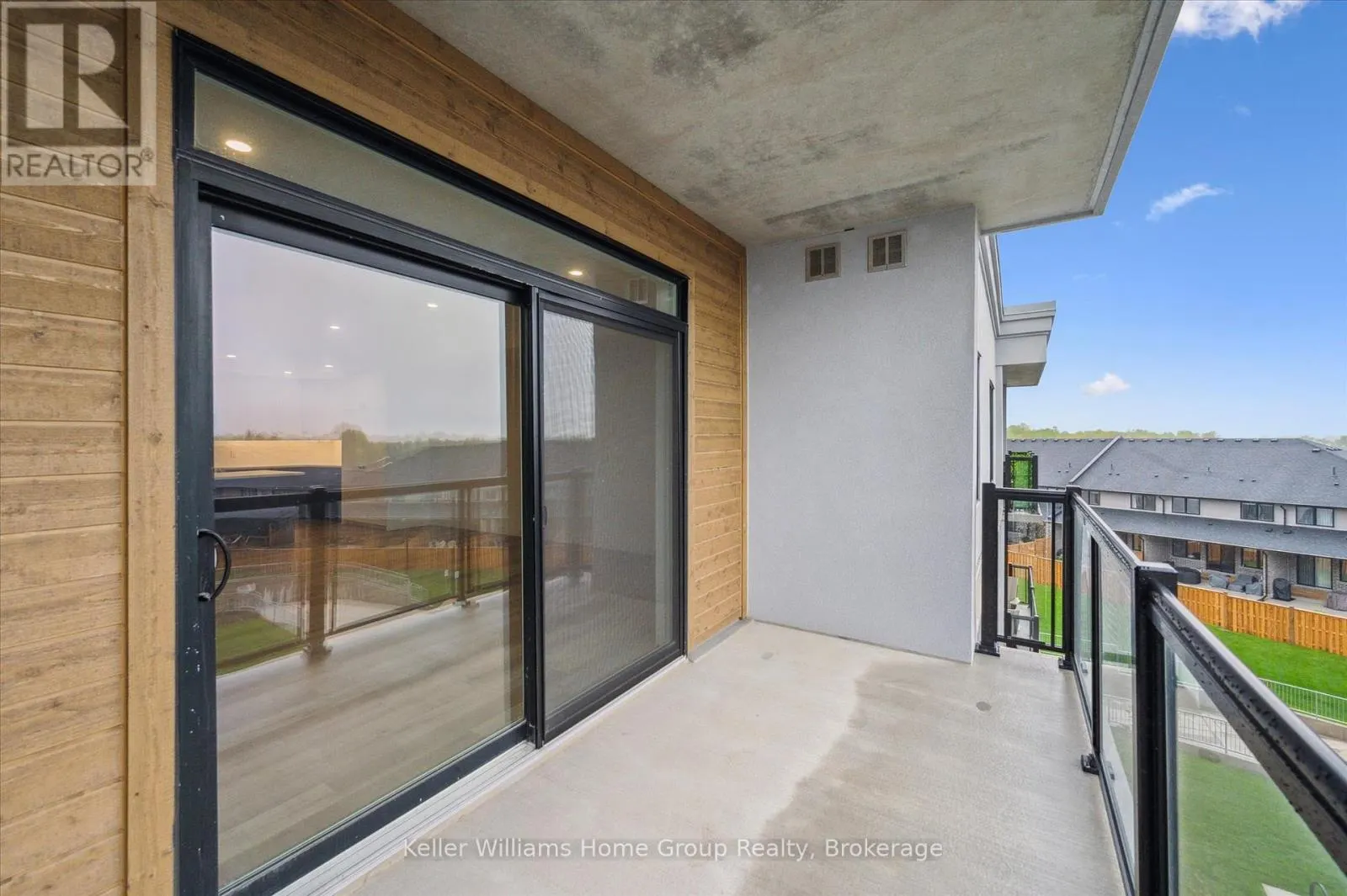 412 - 99B FARLEY ROAD, #412