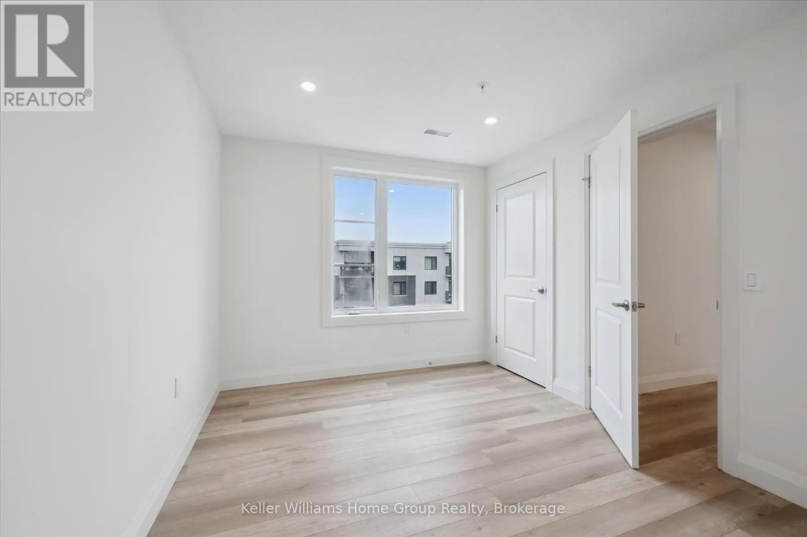 412 - 99B FARLEY ROAD, #412