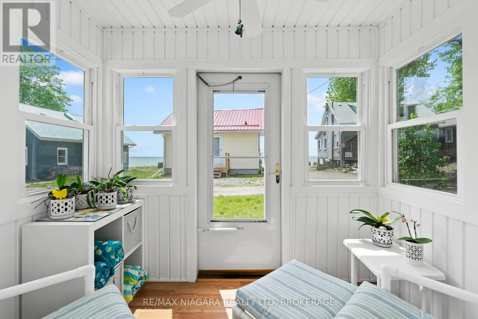 12807-12815 LAKESHORE ROAD