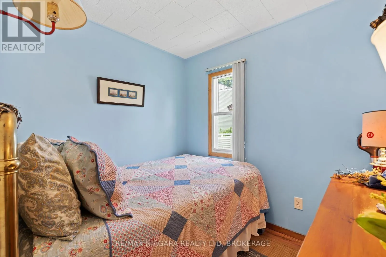 12807-12815 LAKESHORE ROAD
