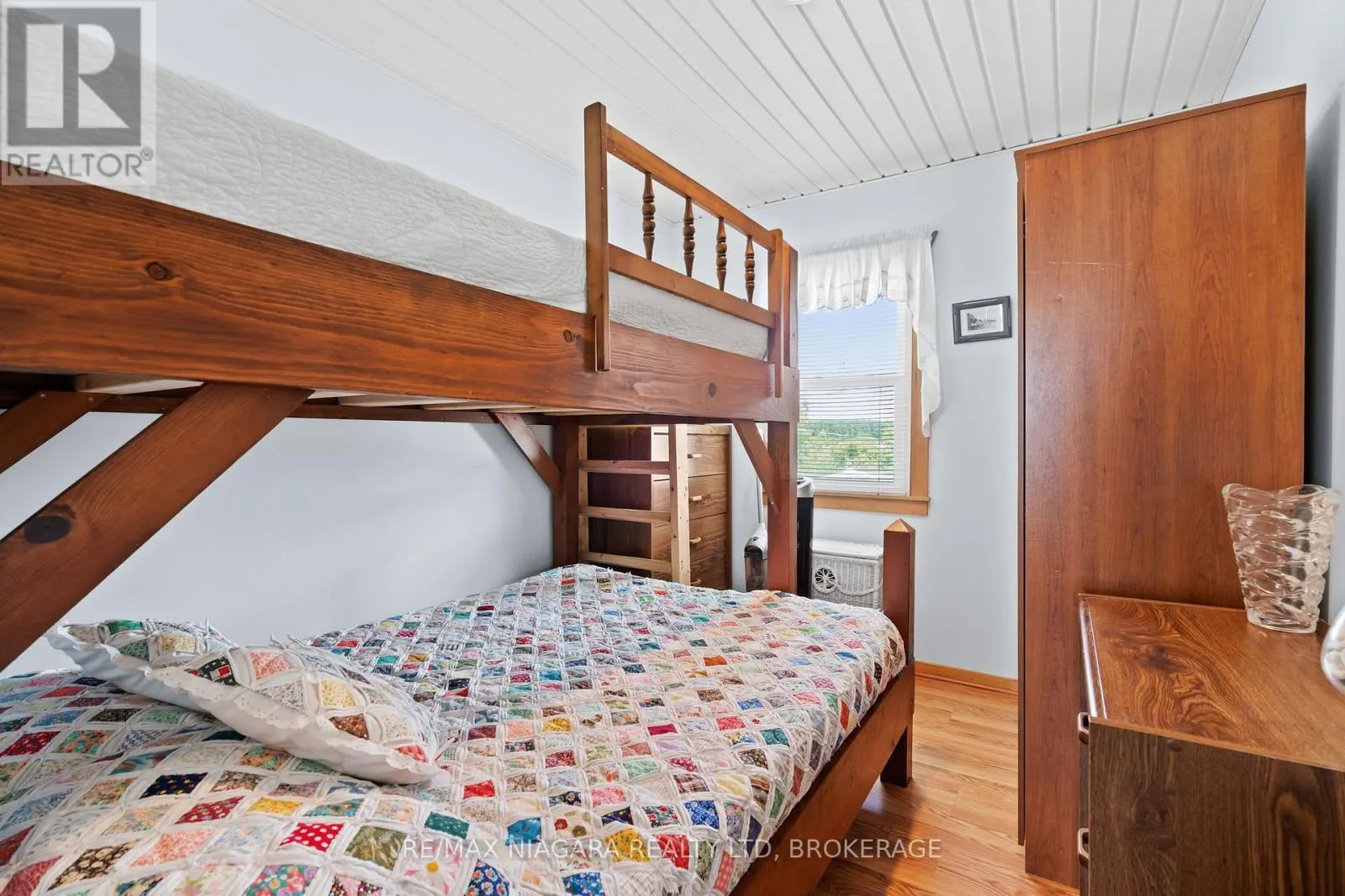 12807-12815 LAKESHORE ROAD
