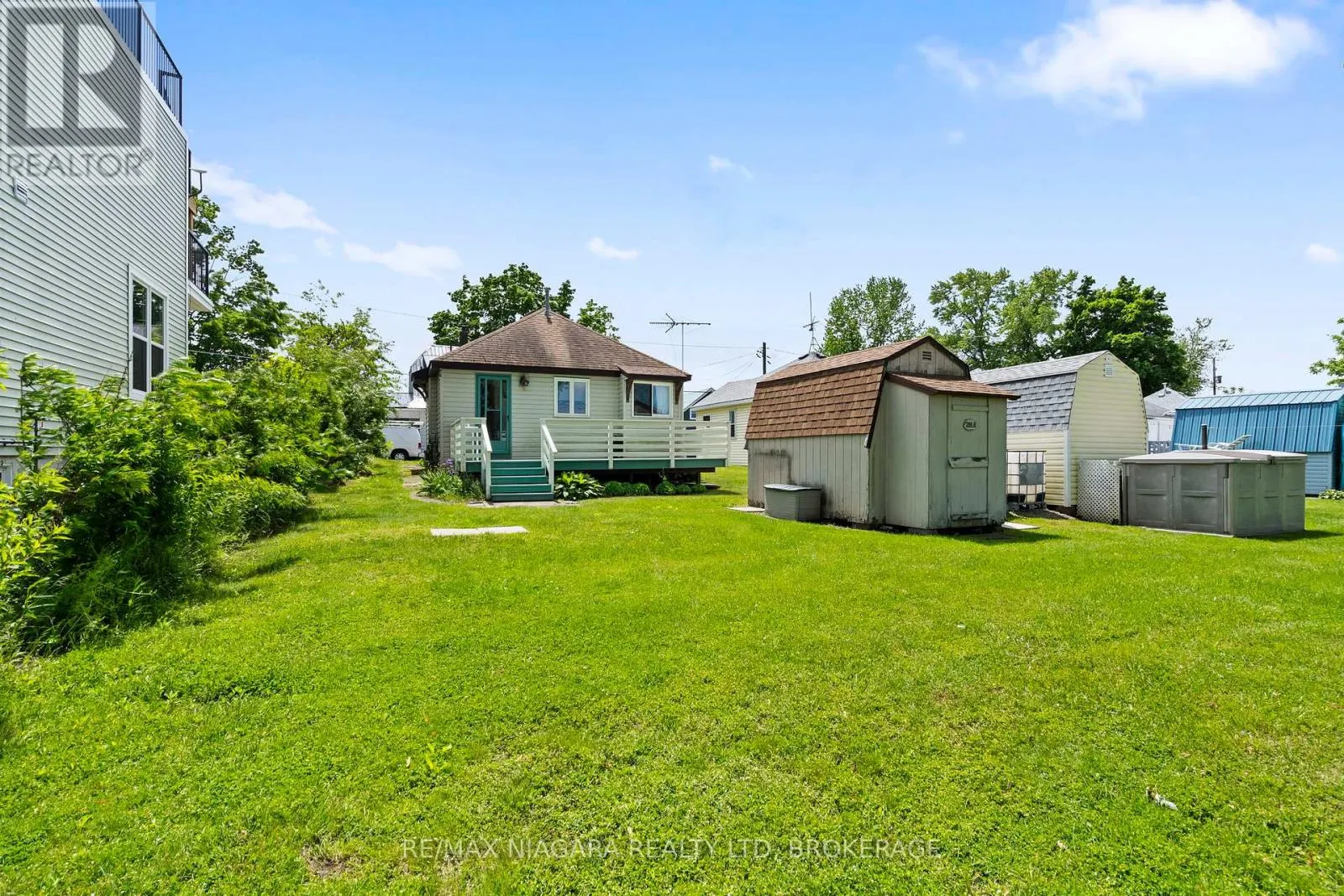 12807-12815 LAKESHORE ROAD
