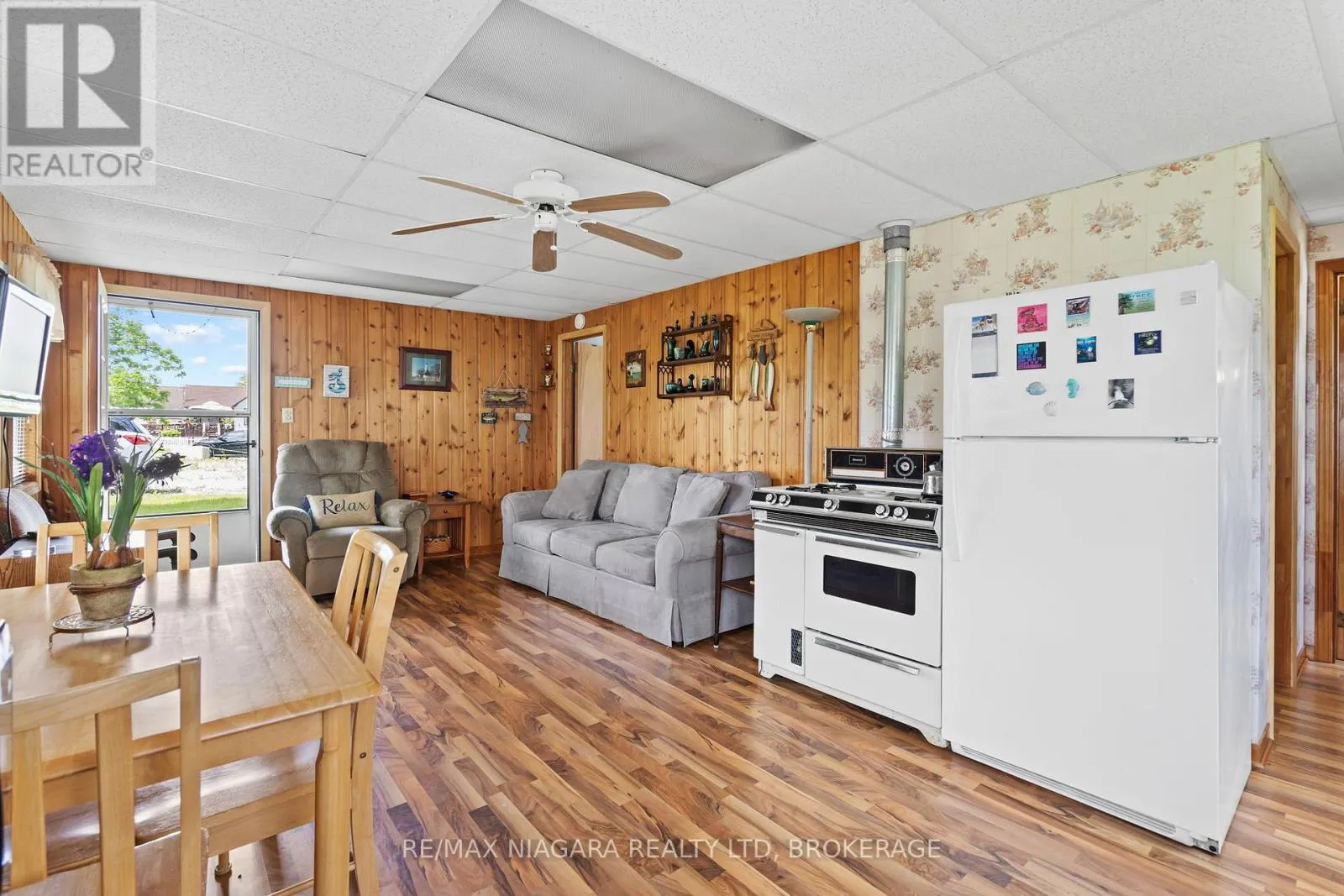 12807-12815 LAKESHORE ROAD