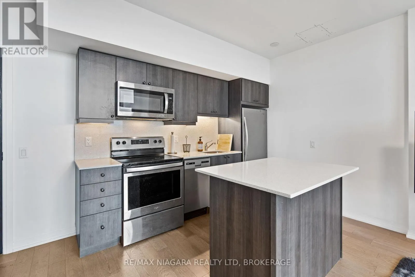 #702 - 7711 GREEN VISTA GATE, ##702