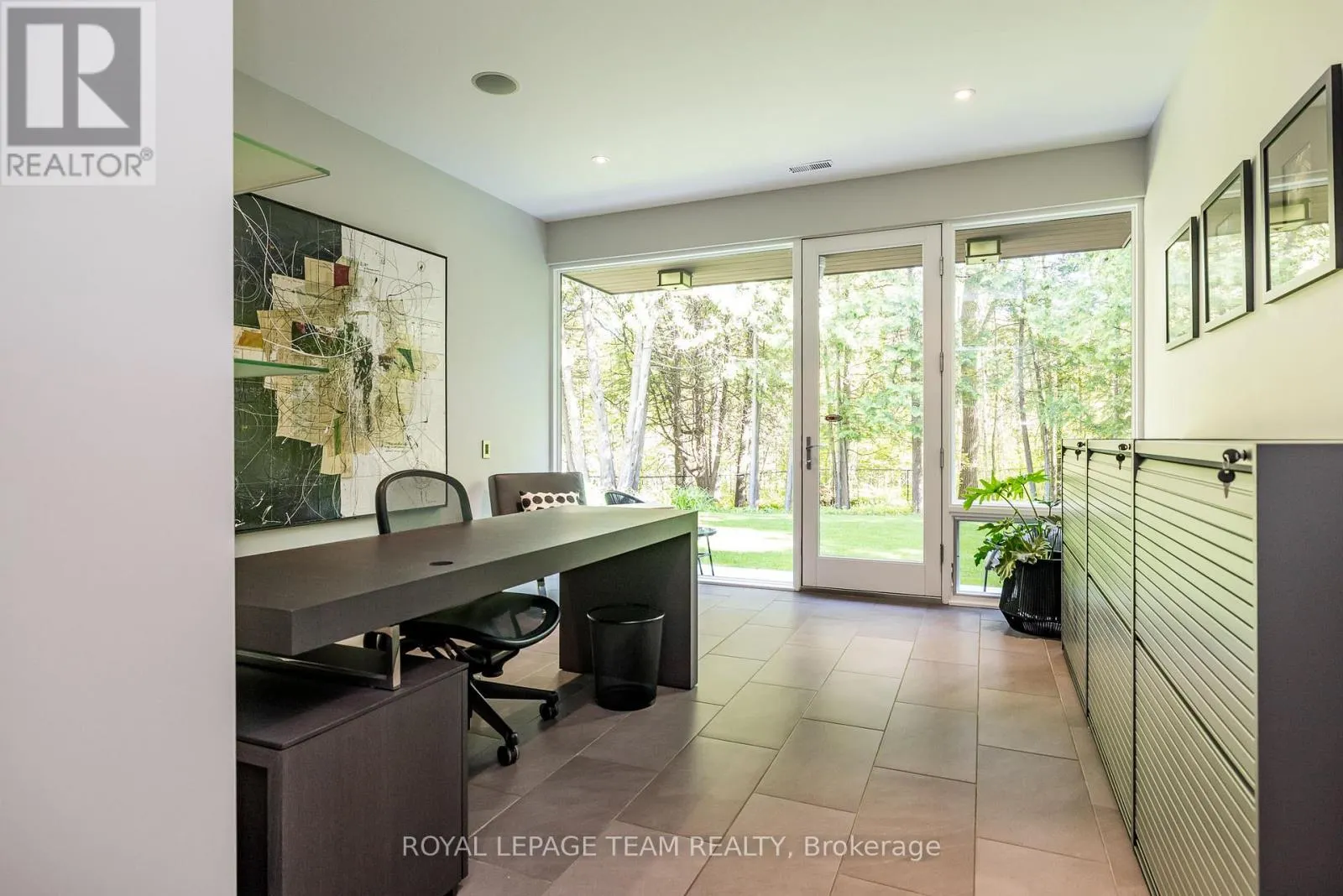 14 KANATA ROCKERIES PRIVATE