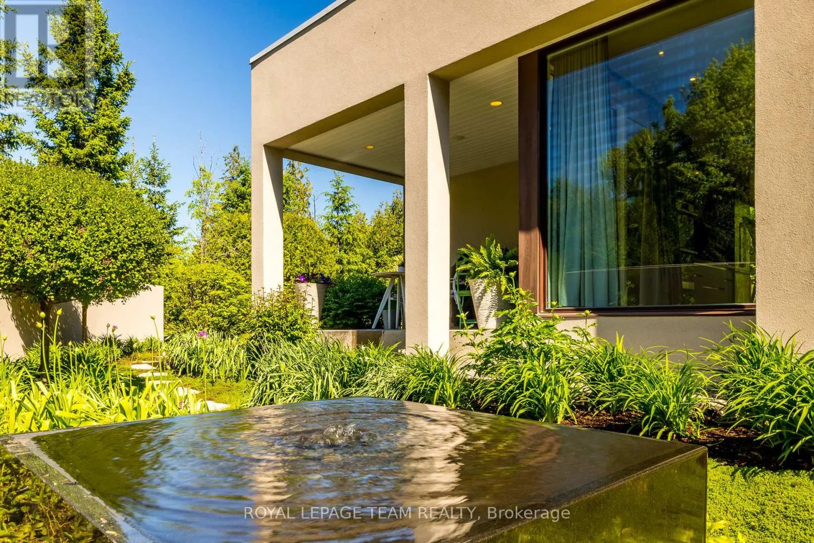 14 KANATA ROCKERIES PRIVATE